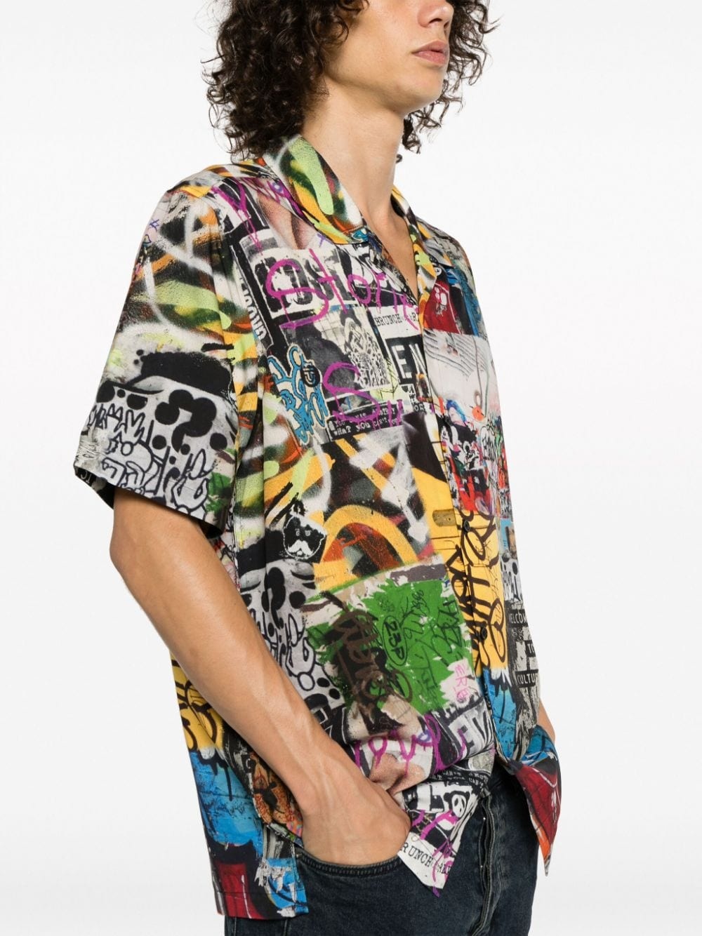 Kulture Resort graphic-print shirt - 5