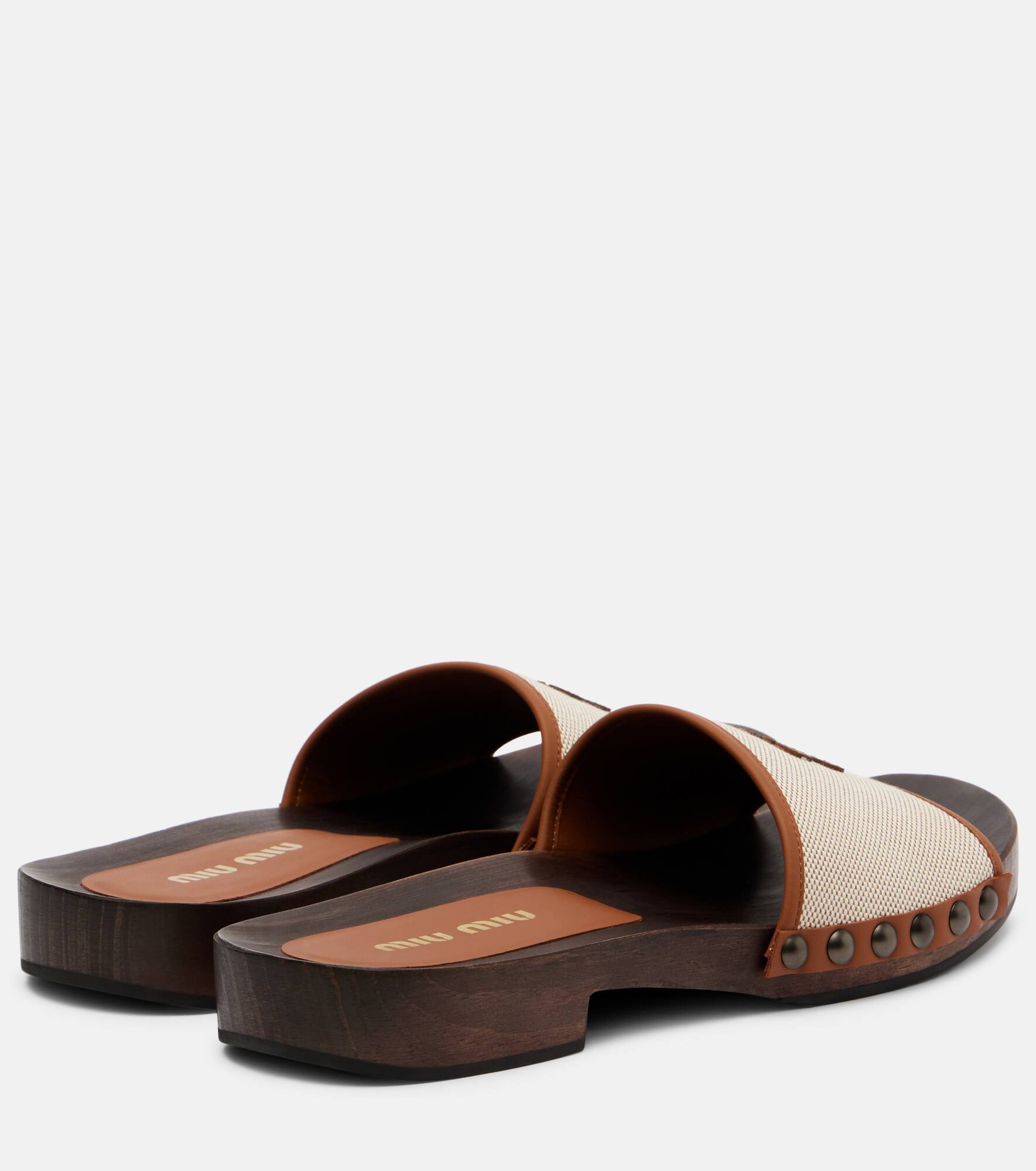 Logo leather-trimmed canvas clogs - 2
