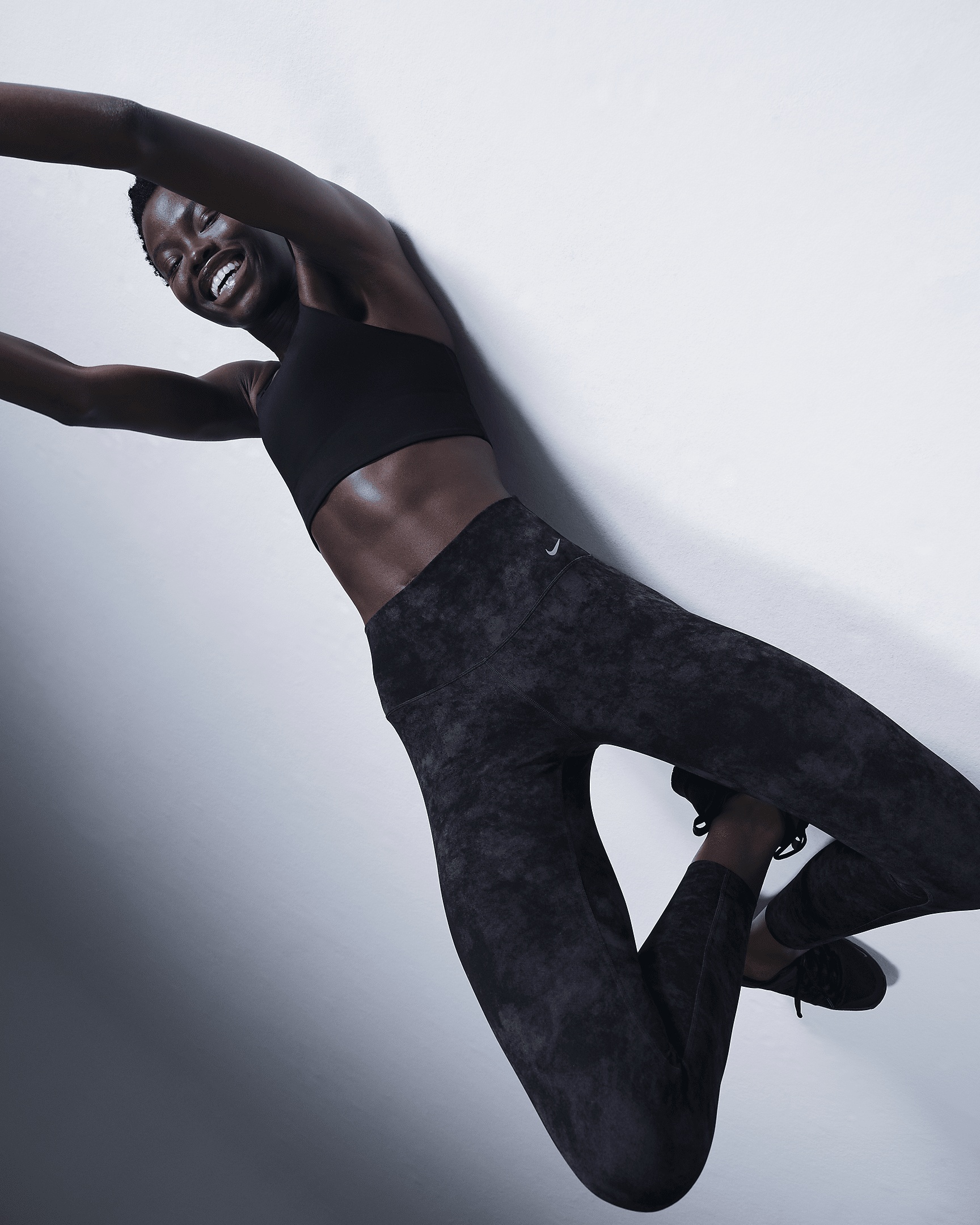 Nike Women's Zenvy Tie-Dye Gentle-Support High-Waisted 7/8 Leggings - 2