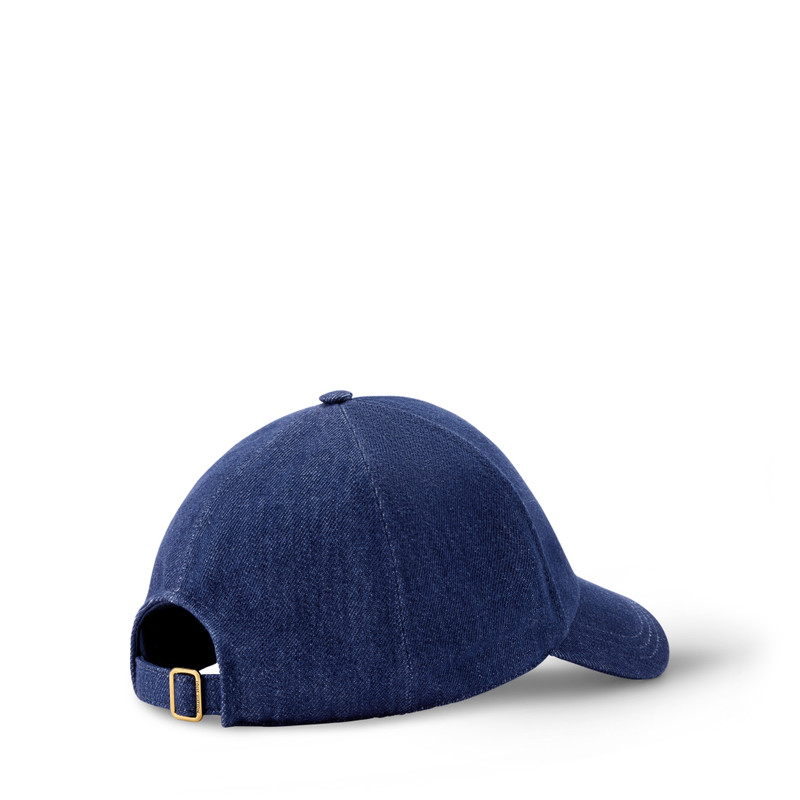 LV Script Cap 4