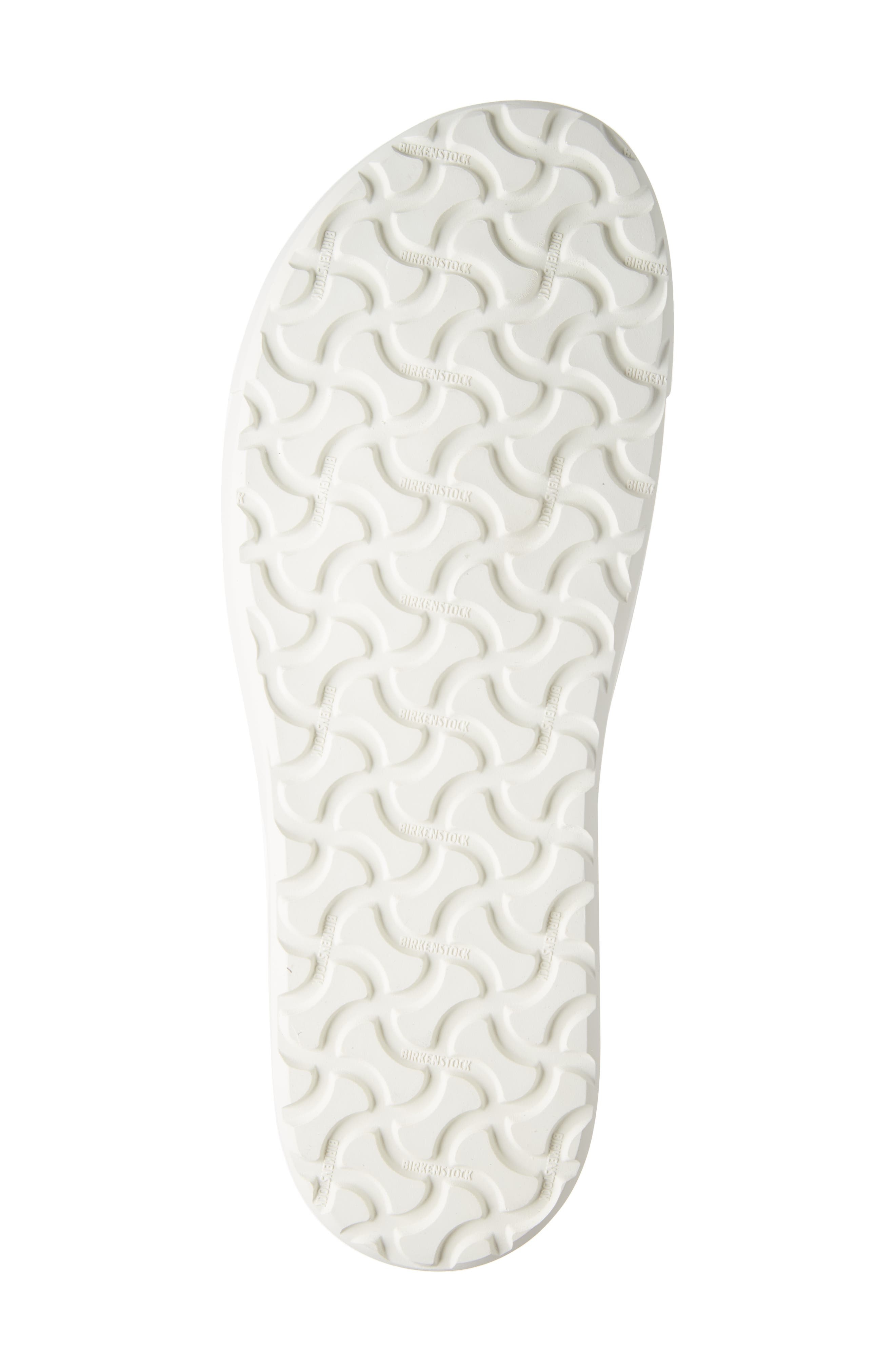 Bend Low Top Sneaker - 6