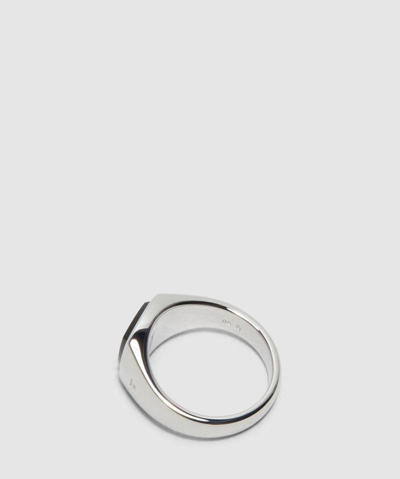 TOM WOOD Polished onyx kay ring outlook