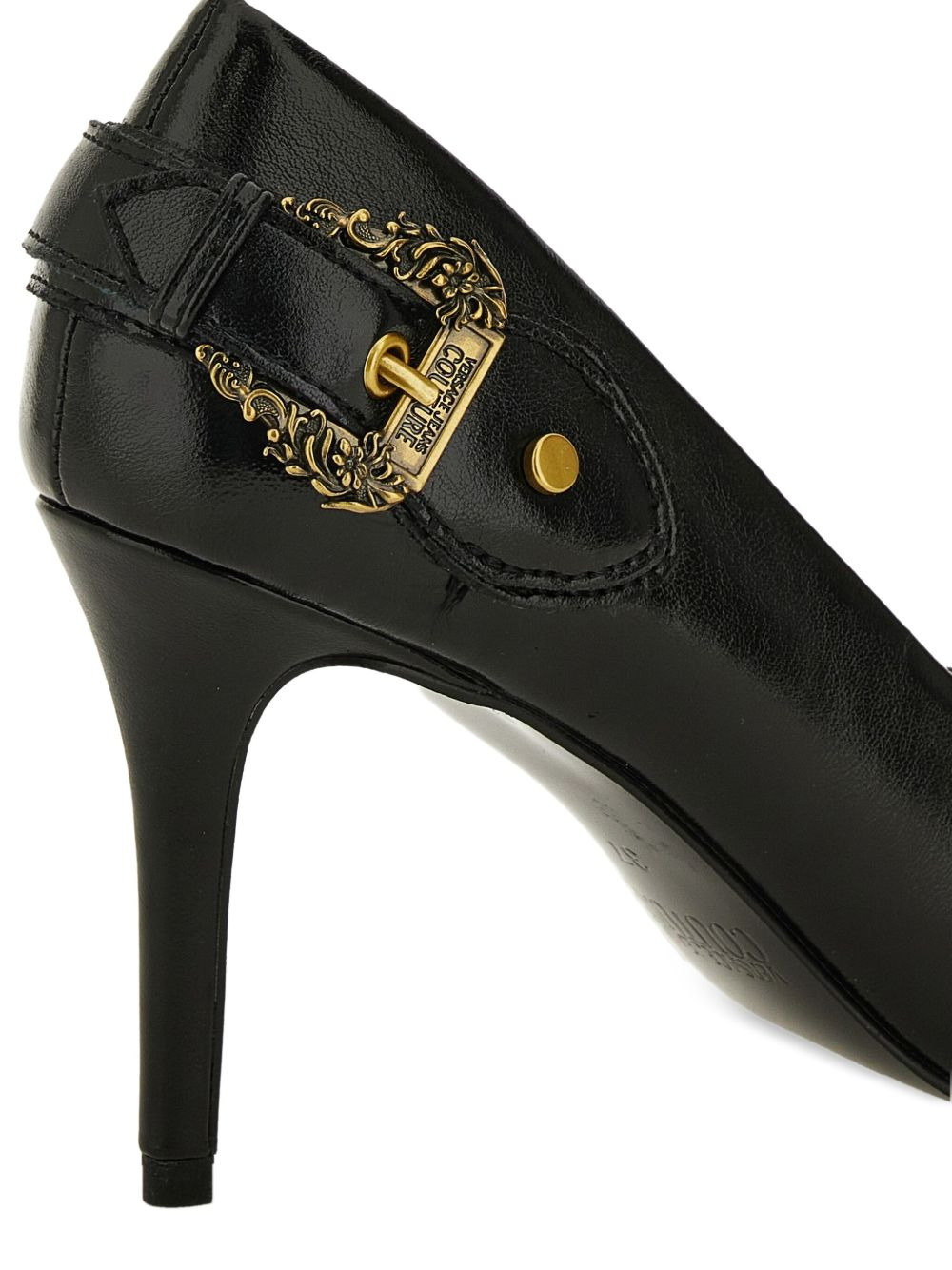 Scarlett buckle-detail pointed-toe pumps - 4