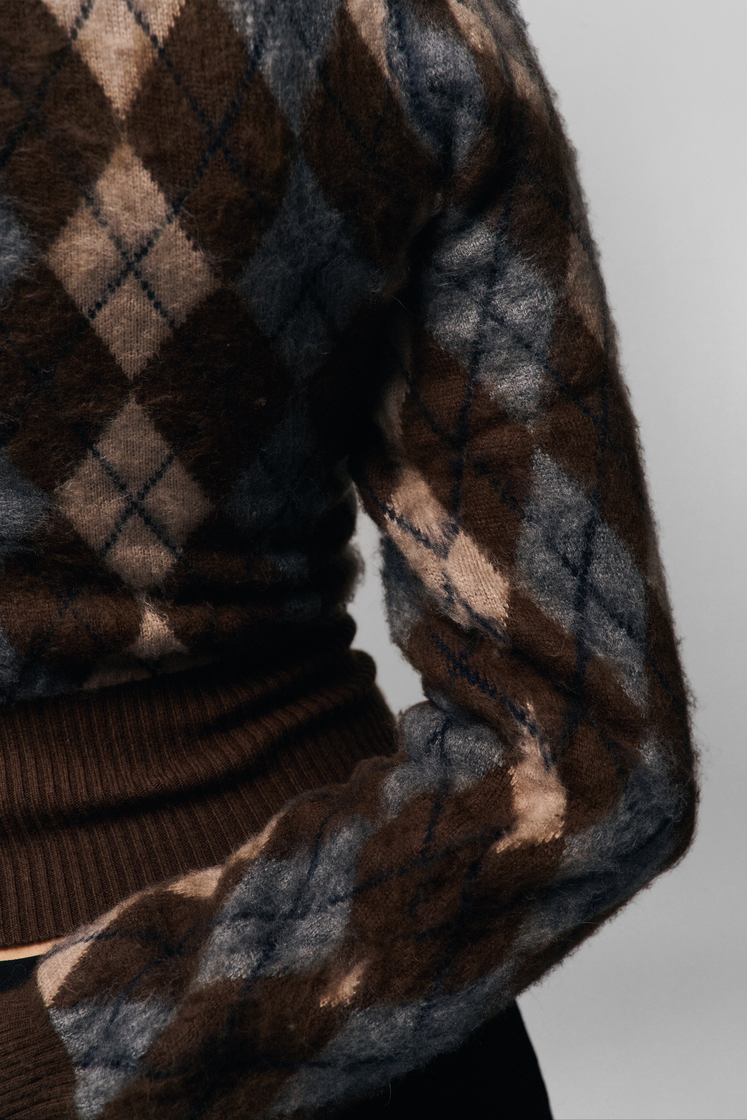 DELIA SWEATER - 7
