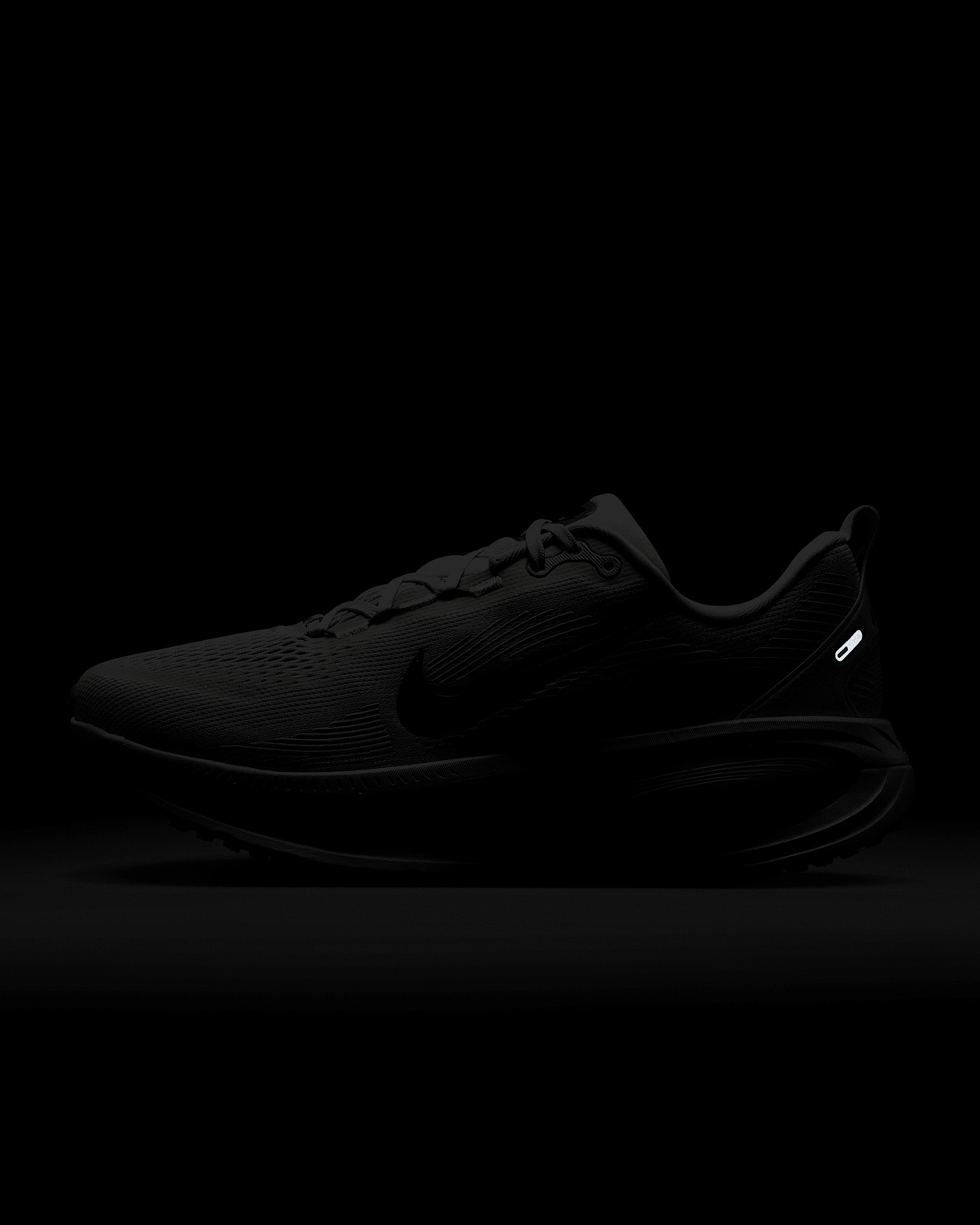 Nike Vomero 18 Men's Road Running Shoes - 10