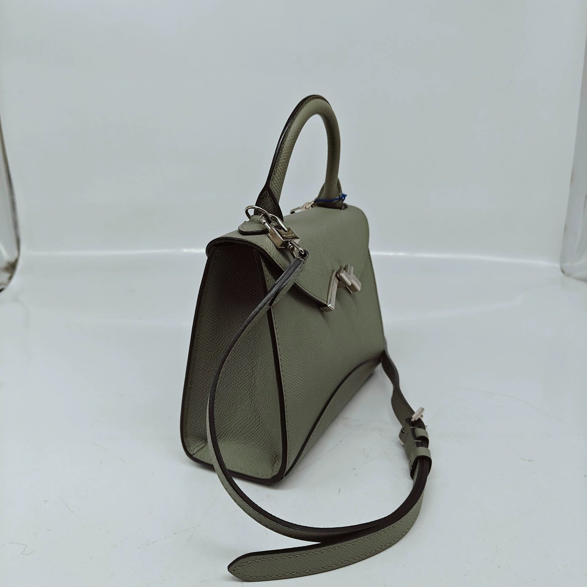Moynat Women Pre-Loved Bag Very Good Condition - 3