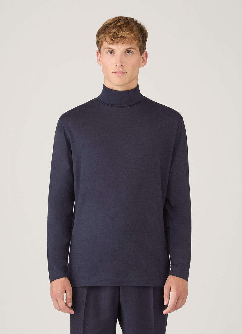 Ultra‑Fine Merino Roll Neck 2