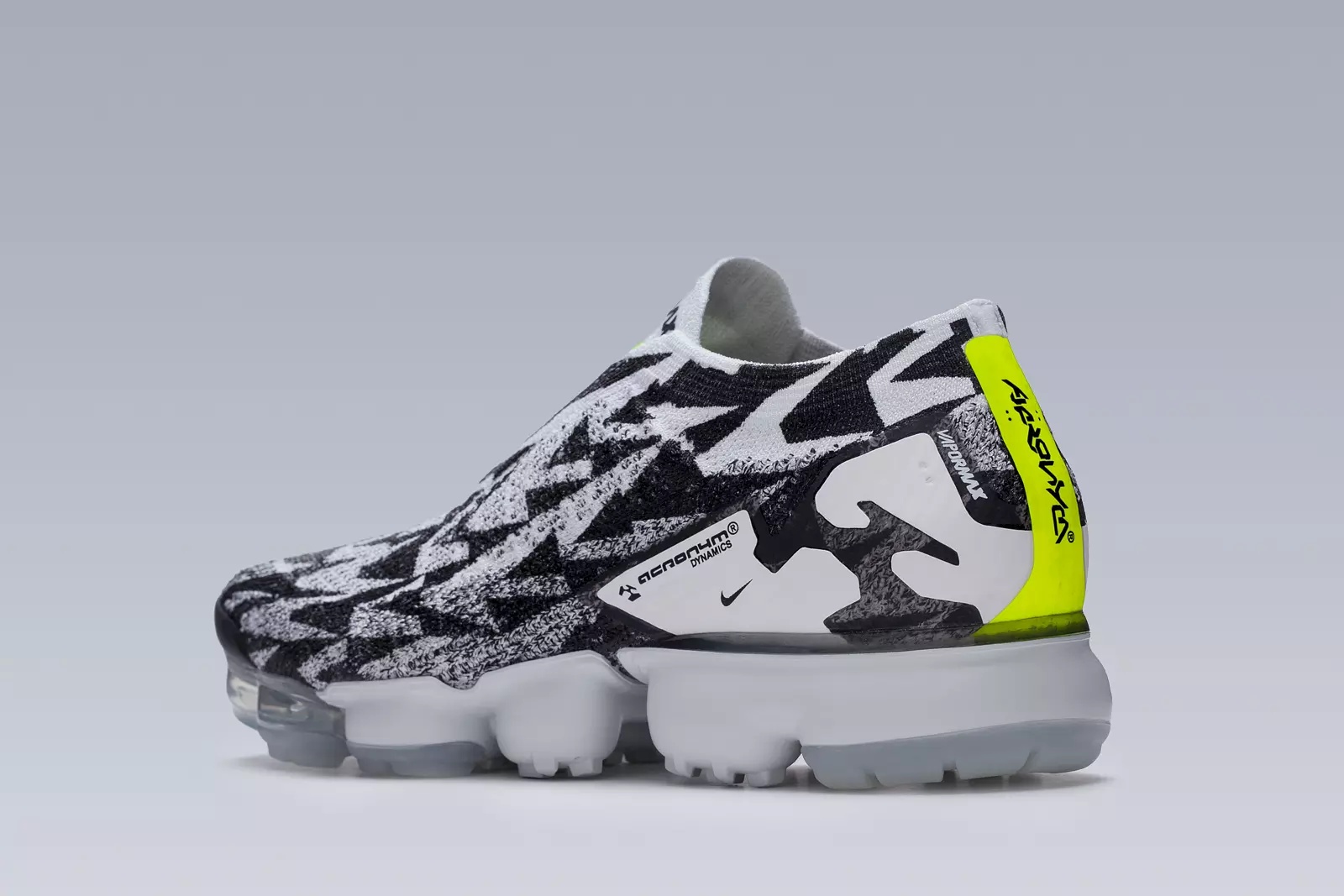 AVM-001 Nike® Air VaporMax Flyknit Moc 2  / Acronym® Light Bone/ Light Bone / Volt - 2