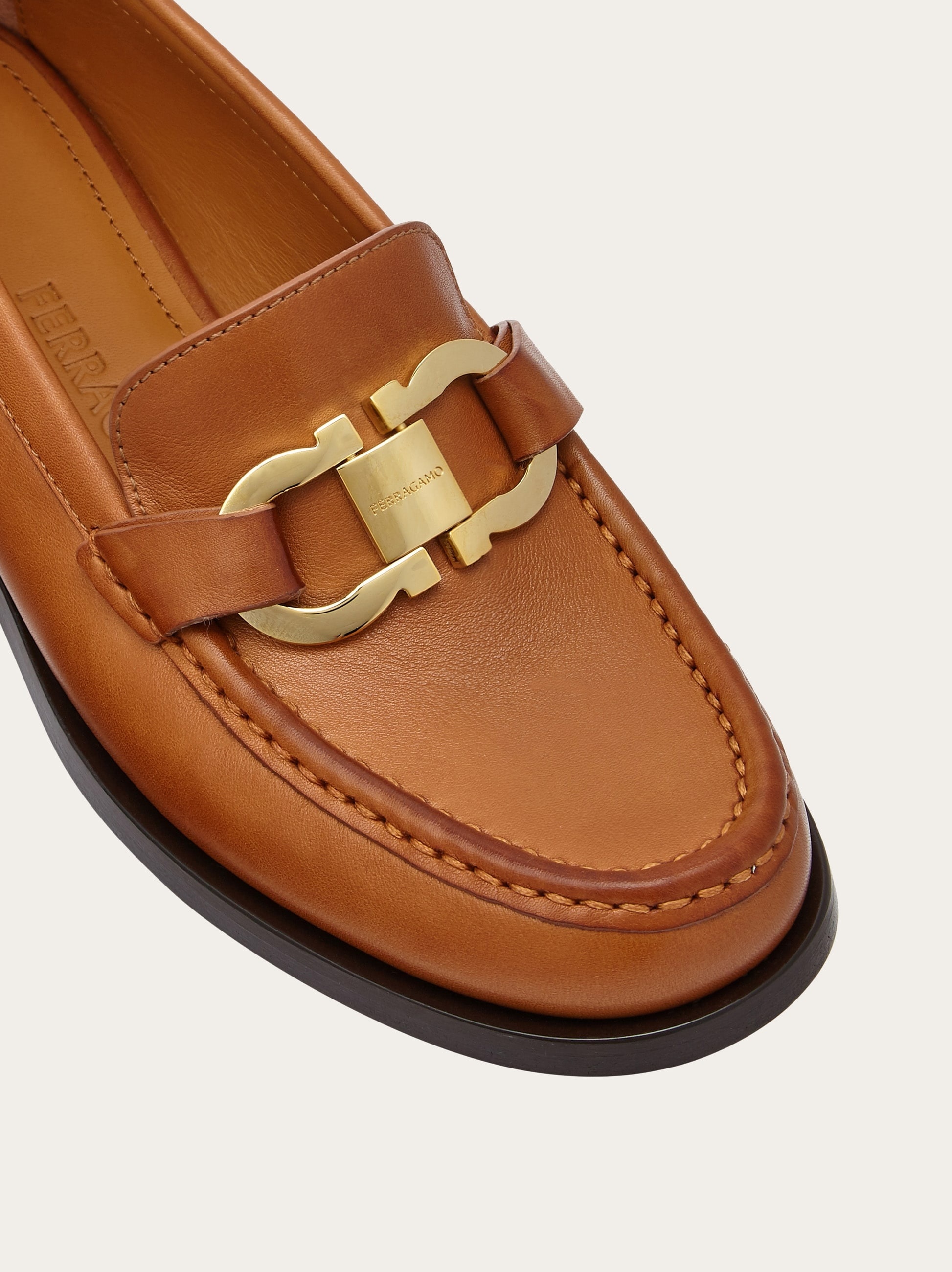 Moccasin with Gancini ornament - 7
