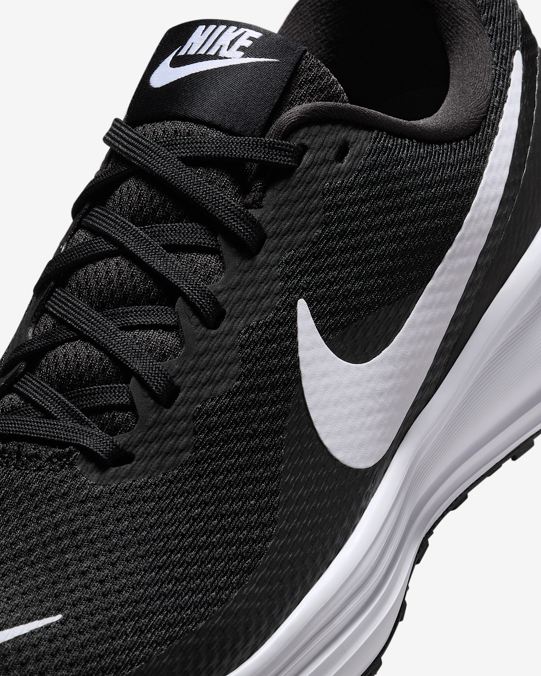 Nike Revolution 8 Women's Road Running Shoes (Extra Wide) - 7