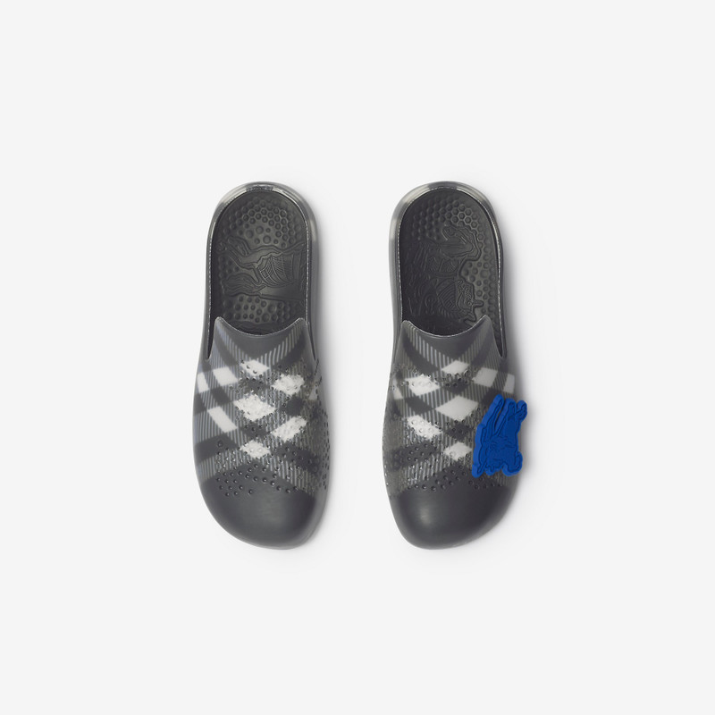 Check Rubber Stingray Clogs 5