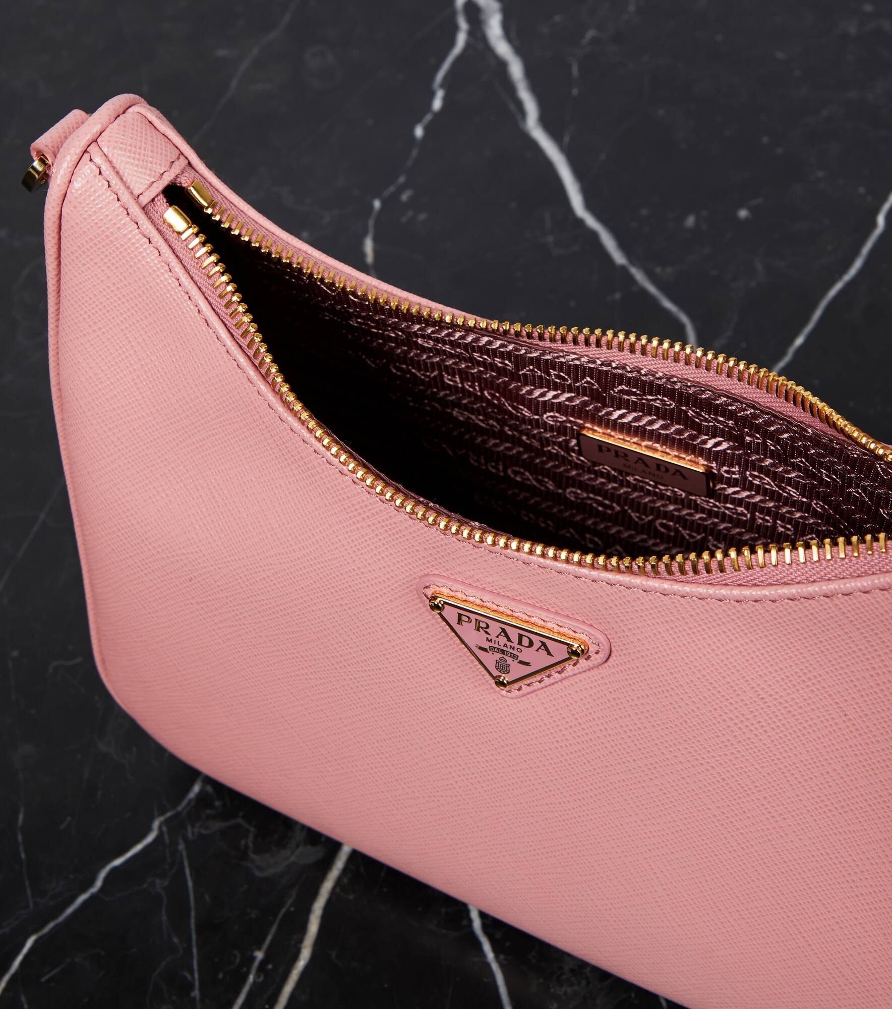 Re-Edition 2005 Small leather shoulder bag - 3