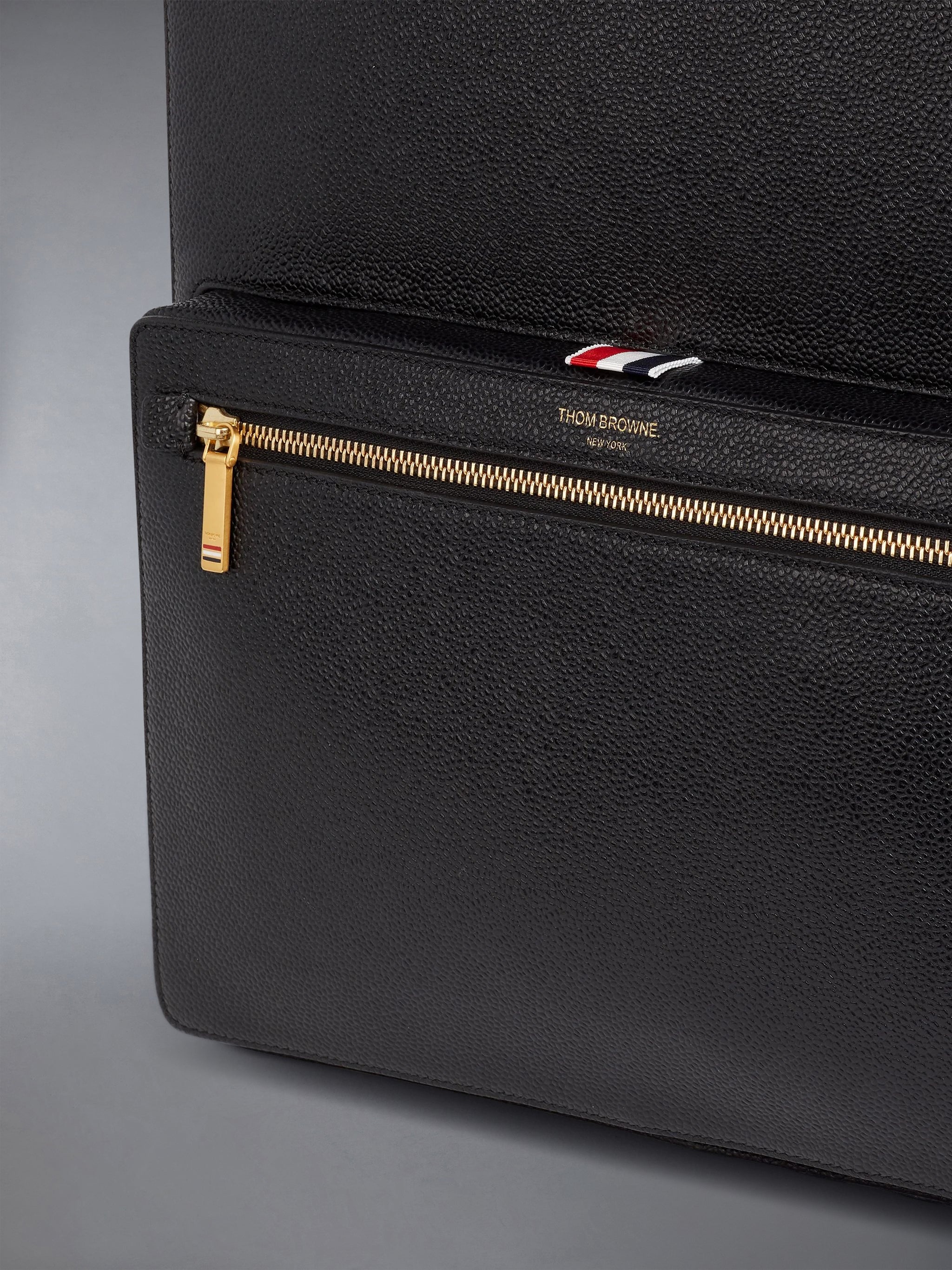 PEBBLE GRAIN STRUCTURED BACKPACK - 2