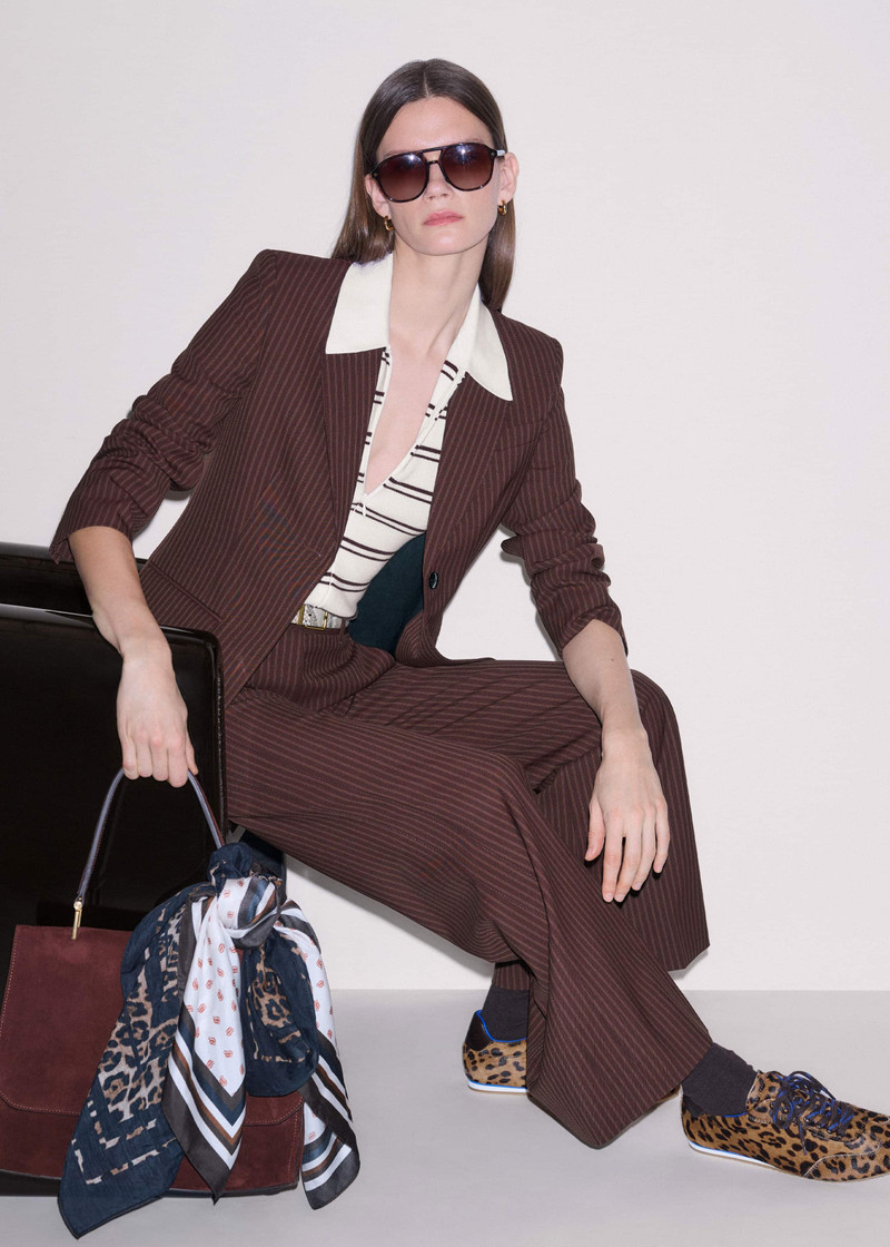 Leg Elongator Pant 6