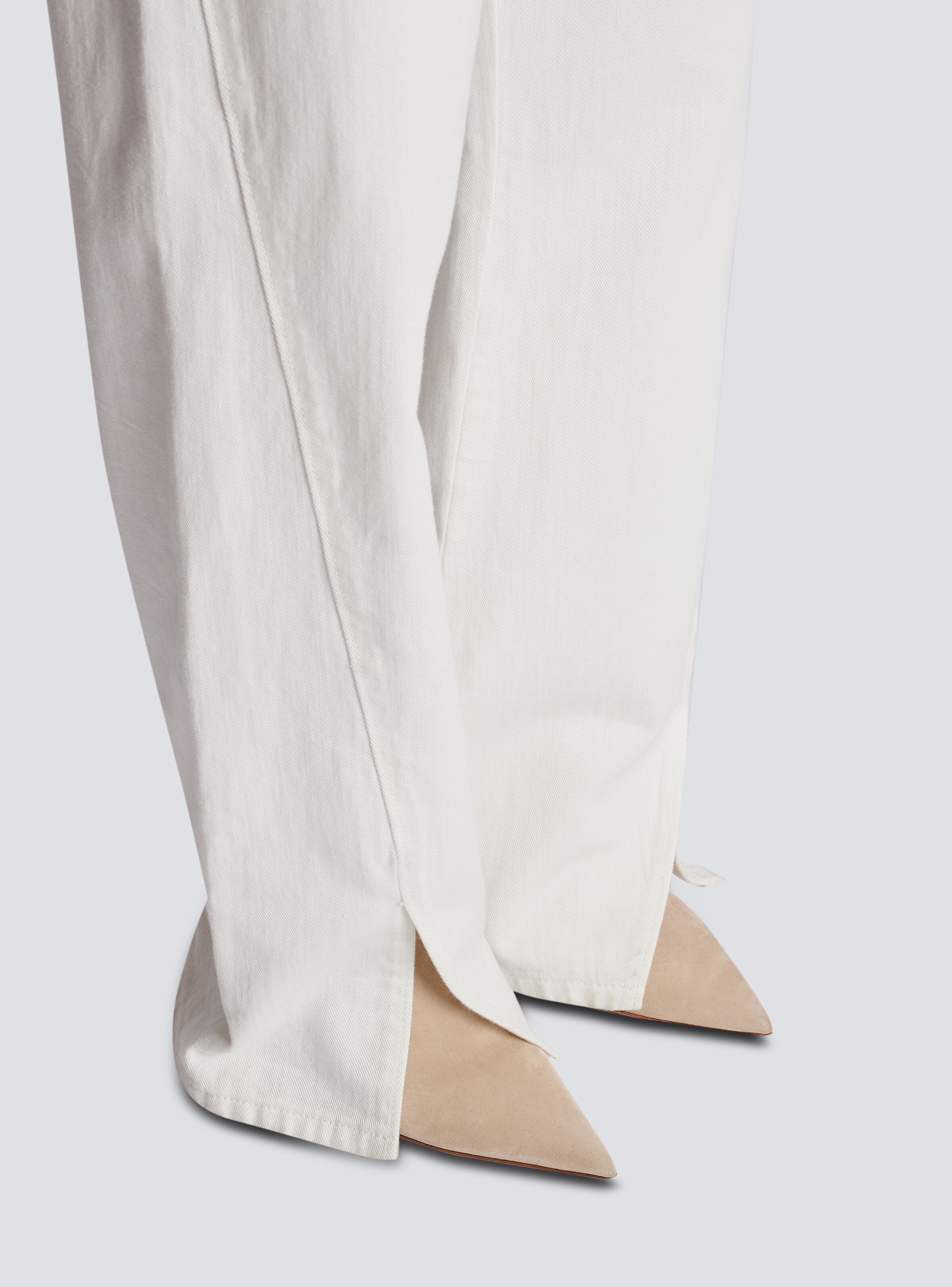 White straight-cut denim jeans - 7