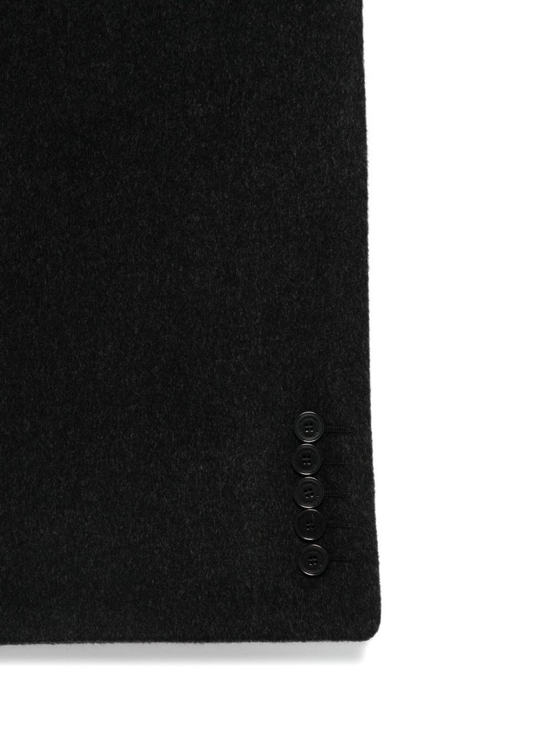 flap-pocket scarf 3