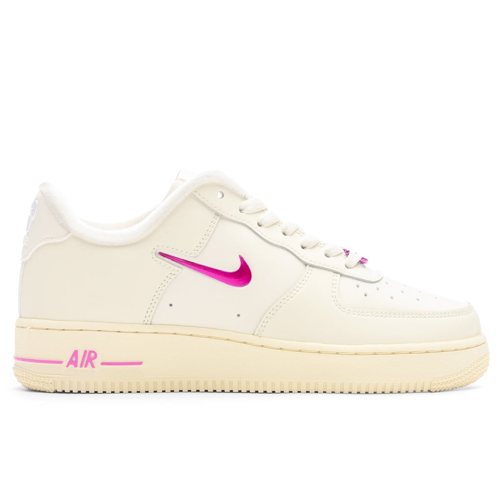 WOMEN'S AIR FORCE 1 '07 SE - COCONUT MILK/PLAYFUL PINK/ALABASTER - 1