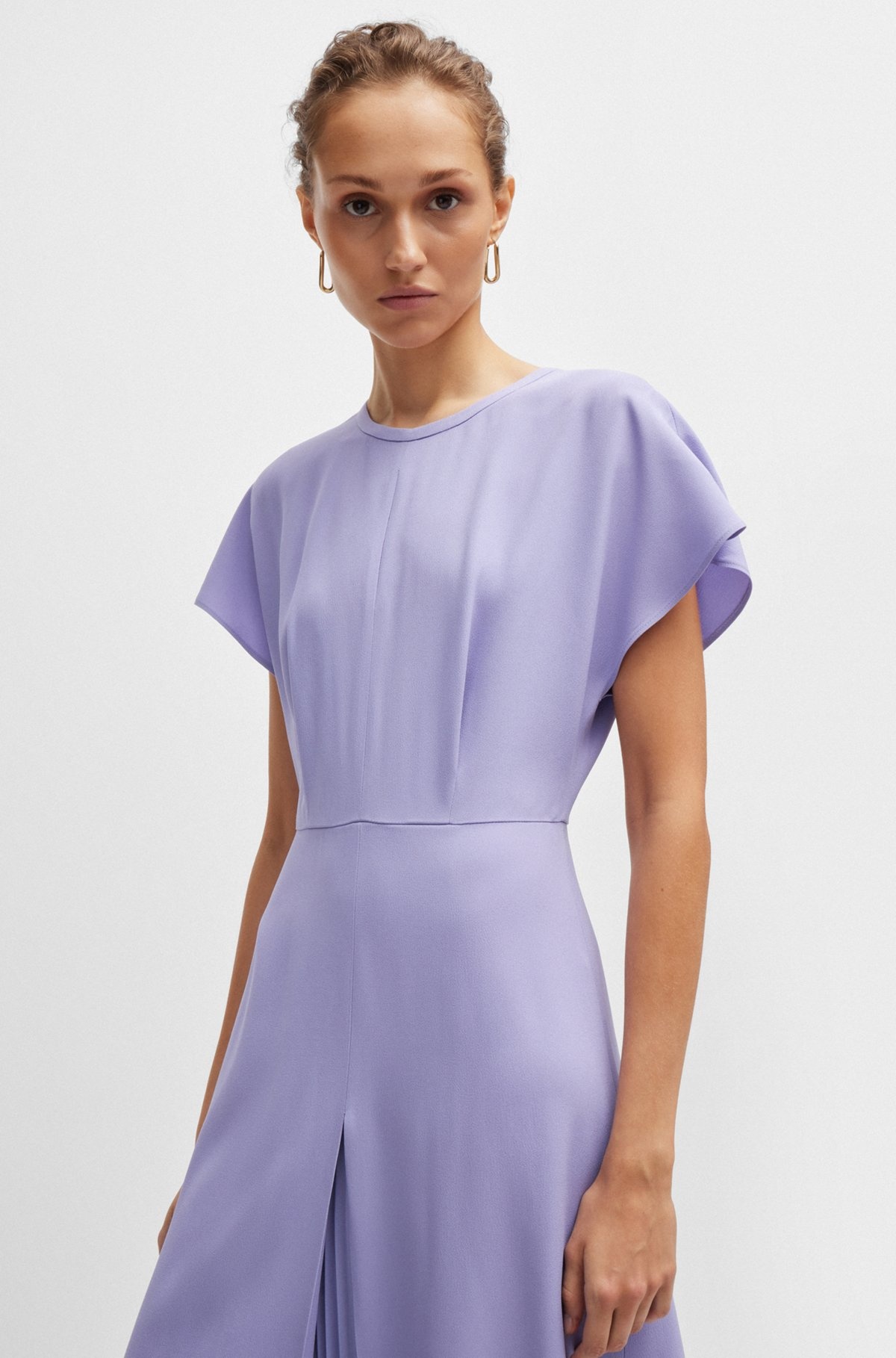 KEYHOLE-NECKLINE DRESS WITH PLISSÉ INSERT - 5