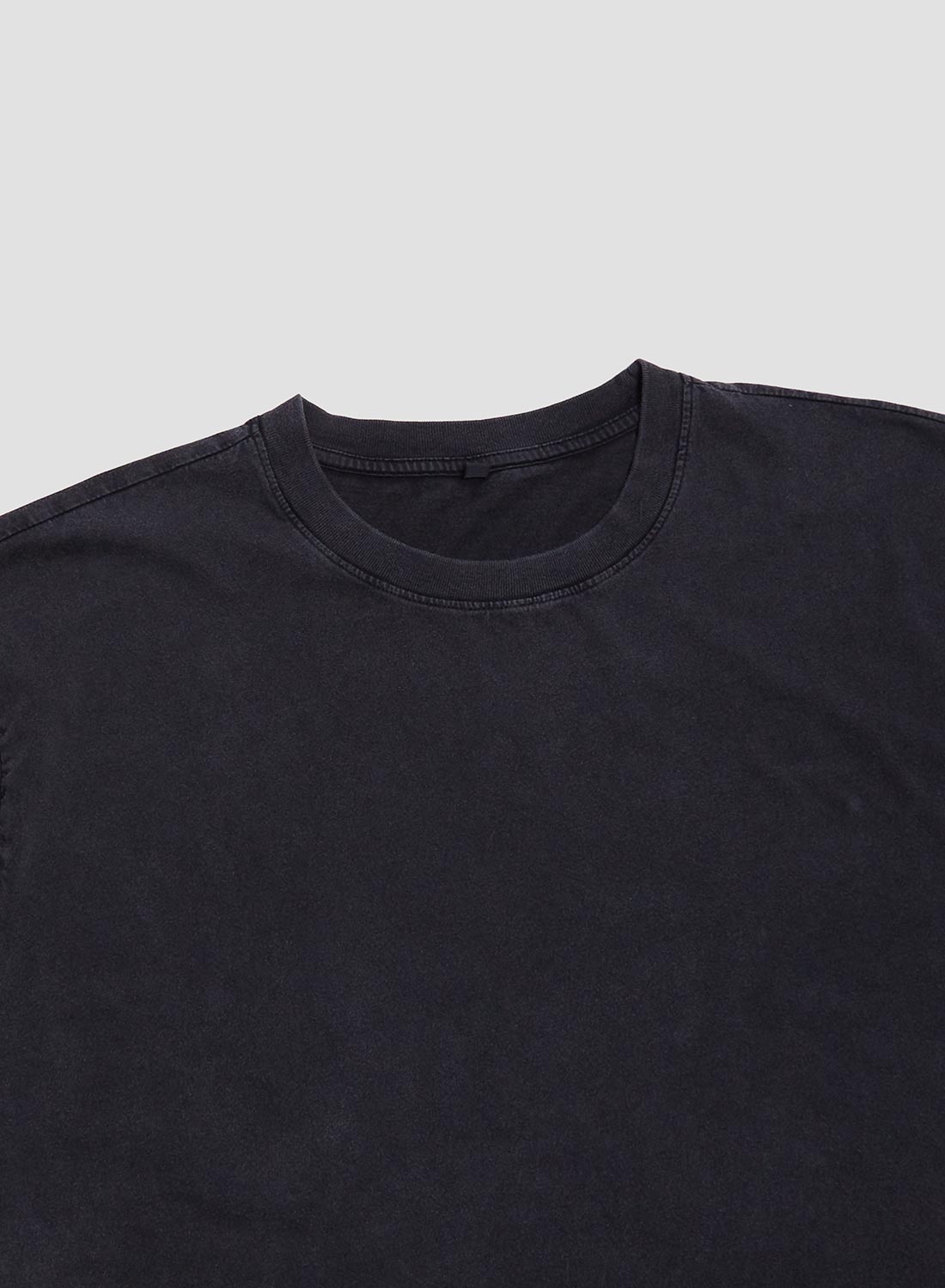 Classic Relaxed Fit Tee in Stone Wash Black - 5
