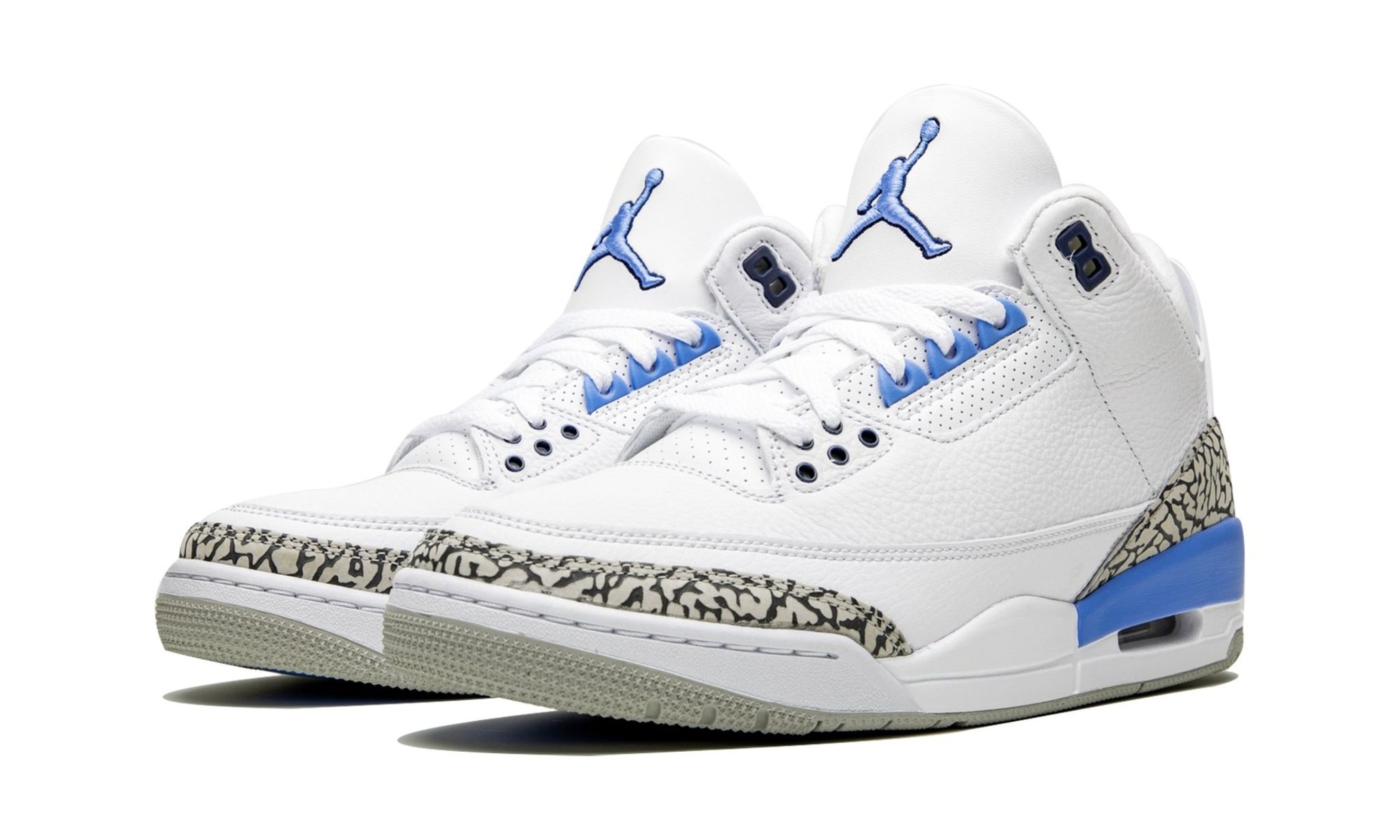 Air Jordan 3 Retro "UNC" - 2