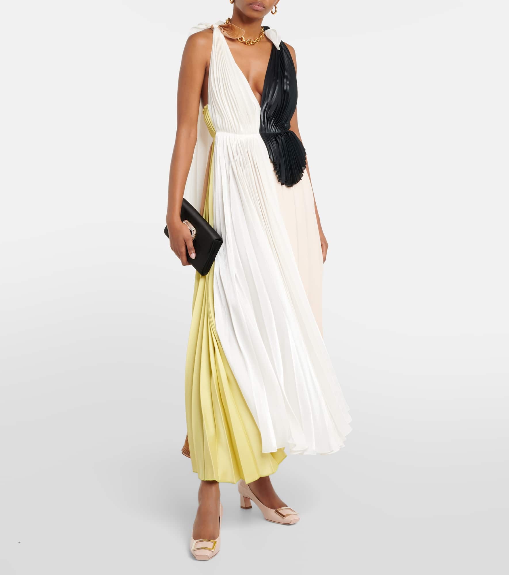 mytheresa's post