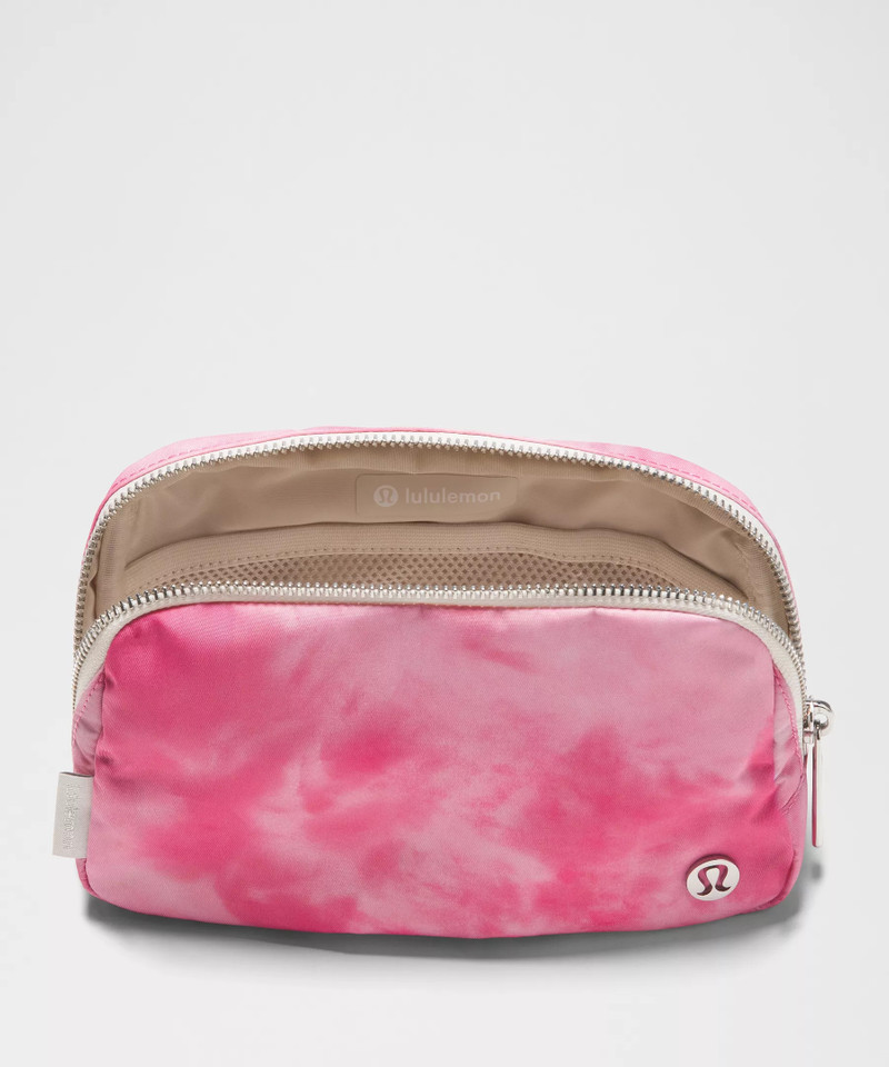 Everywhere Belt Bag 1L *Metal Hardware 5