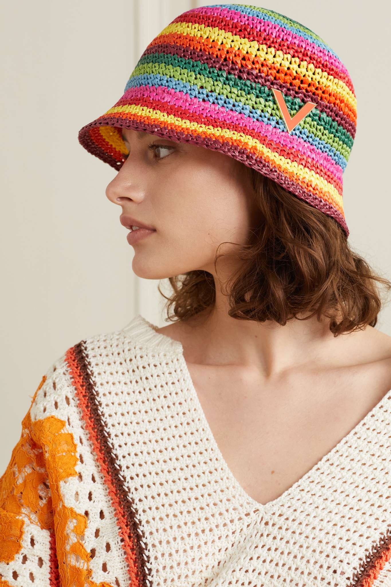 Valentino Garavani embellished striped crochet bucket hat - 2