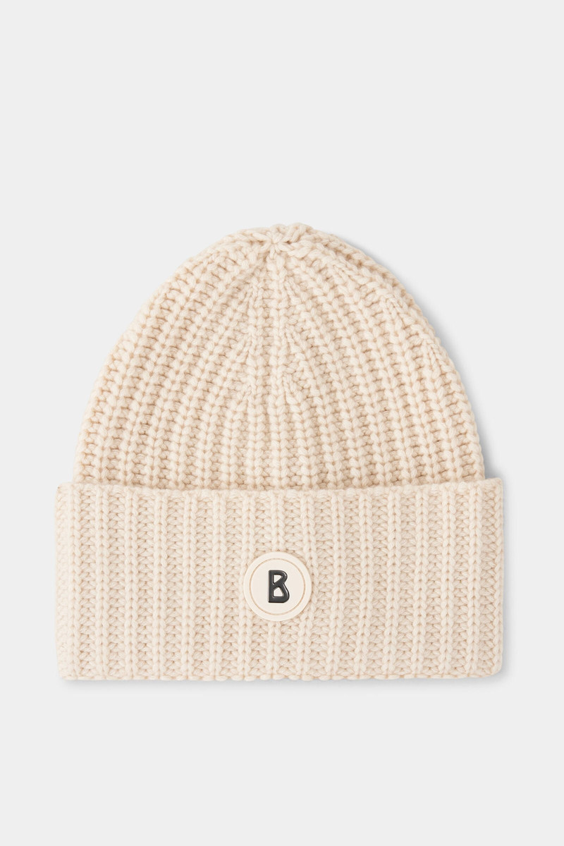 Kilian knitted cashmere hat in Cream 1