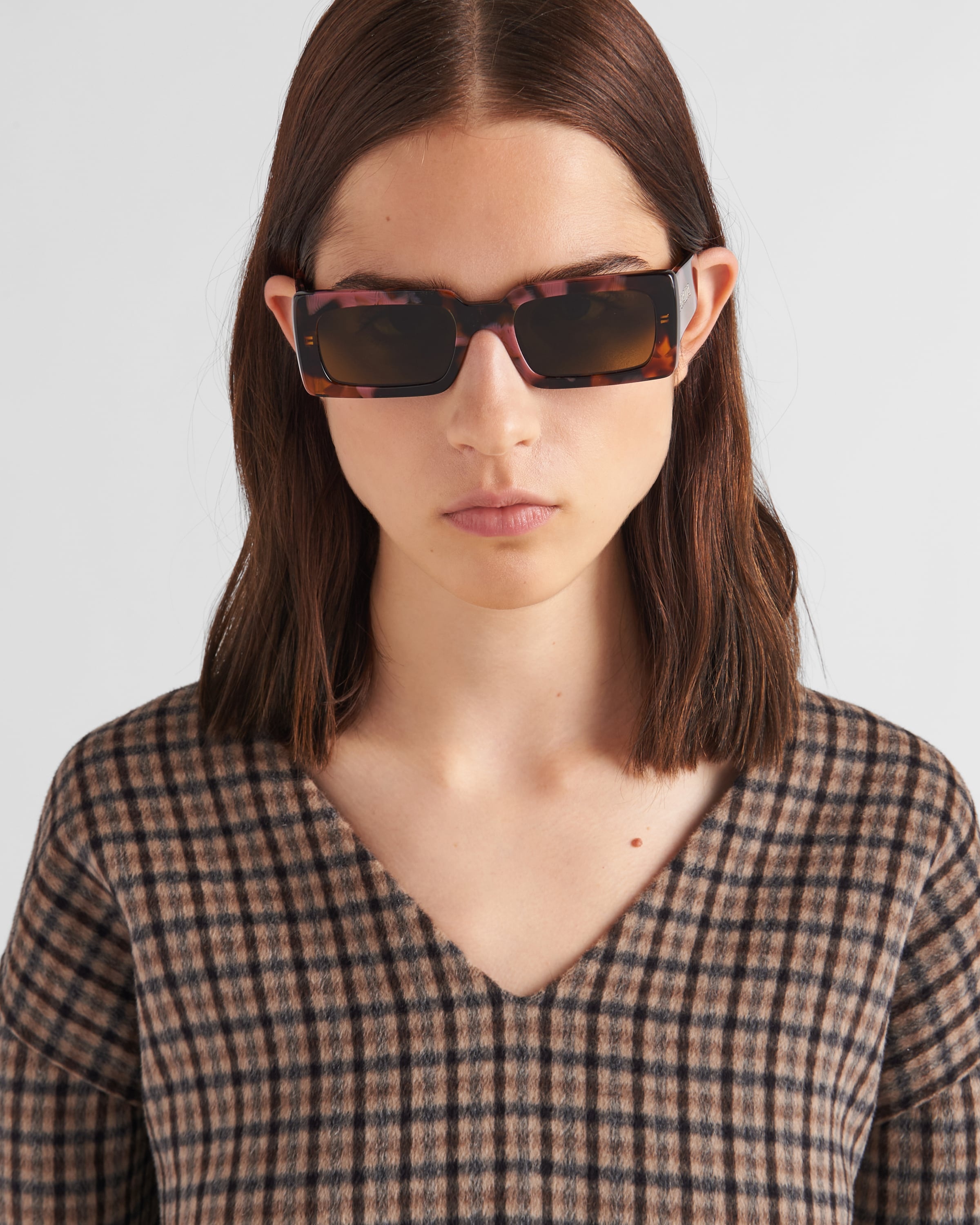 Sunglasses with Prada logo - 6