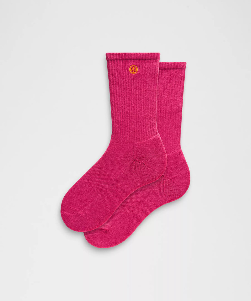 Unisex Daily Essential Crew Socks 1