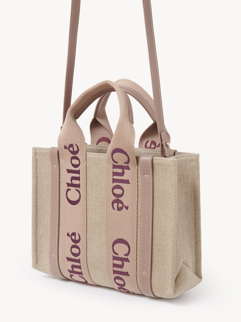 Chloé SMALL WOODY TOTE BAG IN LINEN outlook