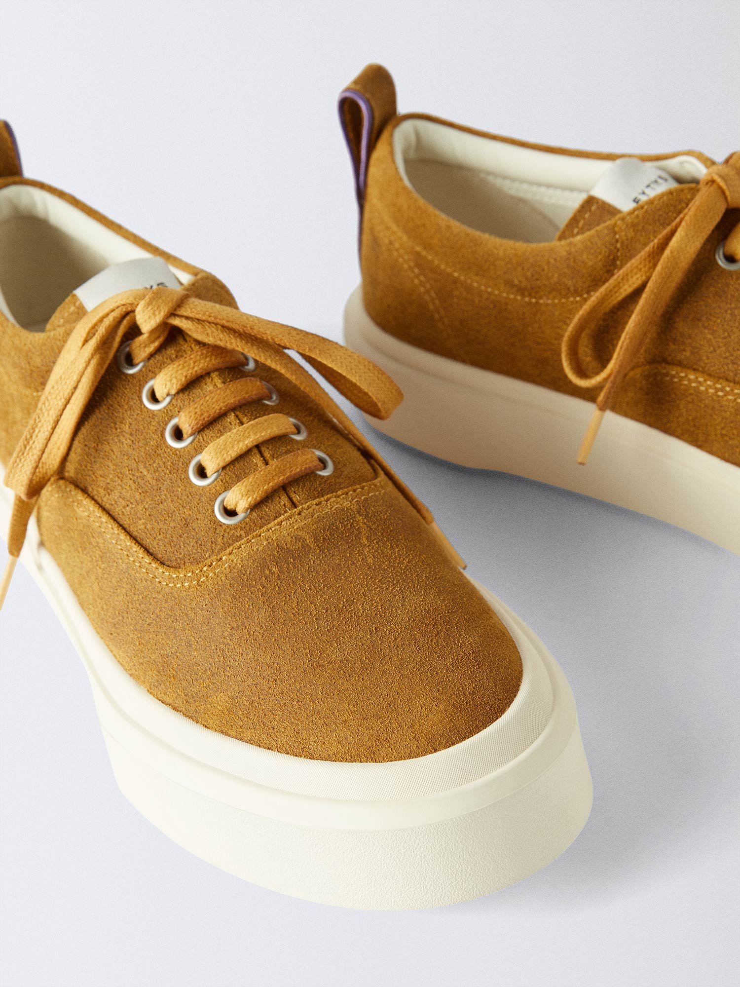 MOTHER II WAXY SUEDE OCHRE - 4