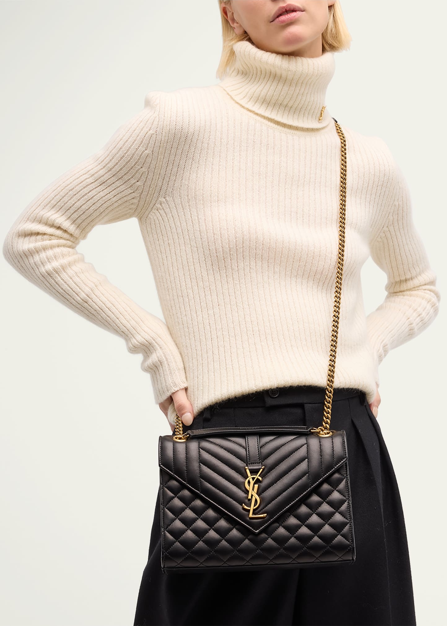 Envelope Triquilt Medium YSL Shoulder Bag in Smooth Quilted Leather - 2