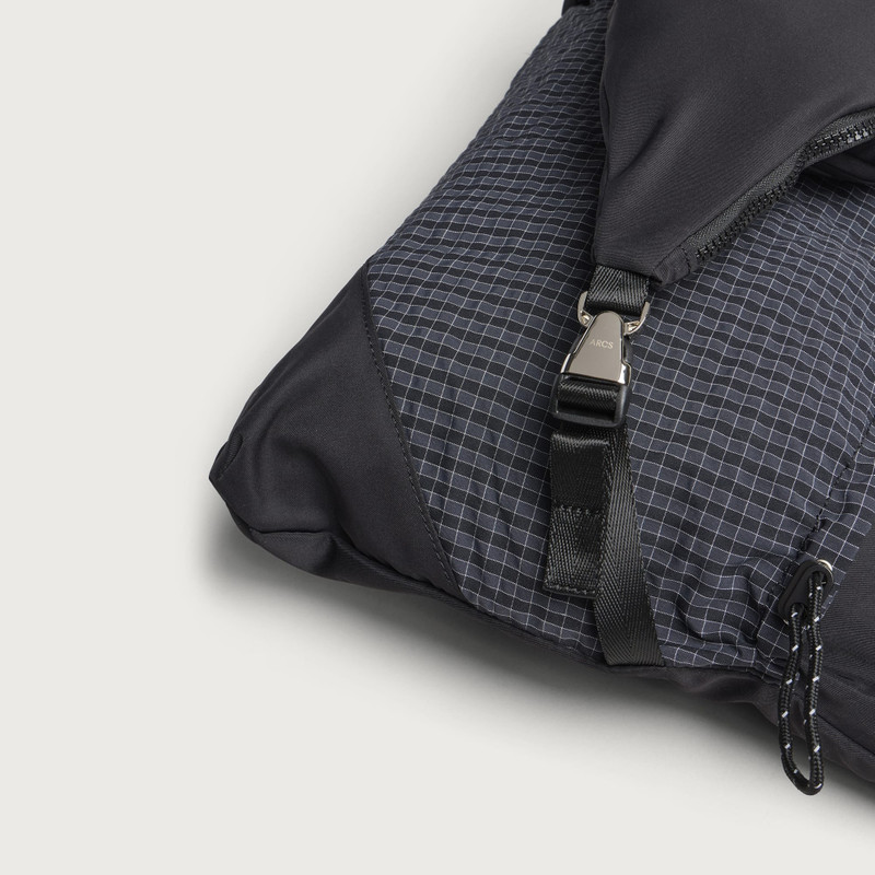 ARCS Cocoon Bag 4