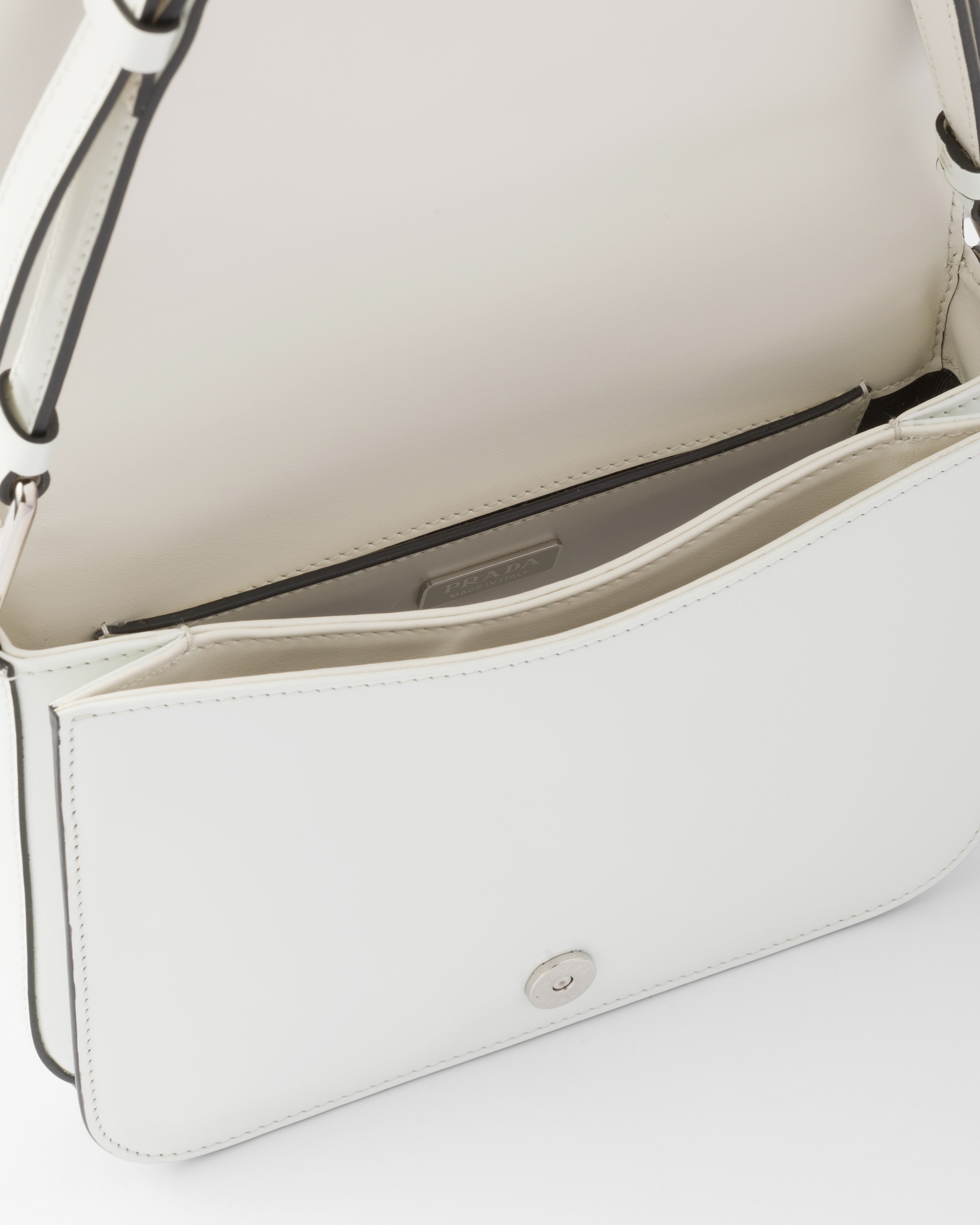 Brushed leather shoulder bag - 5