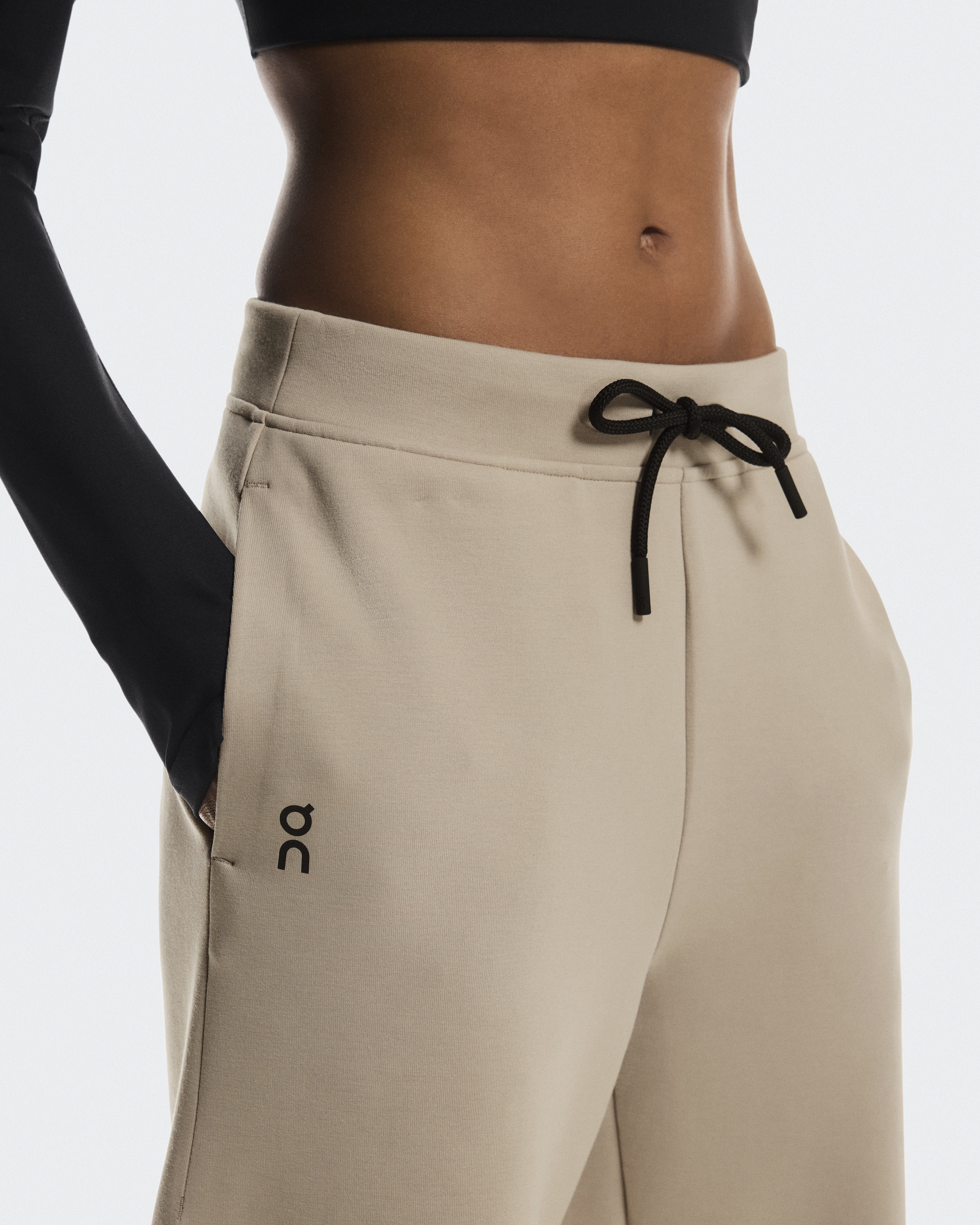 Focus Tech Sweatpants - 4