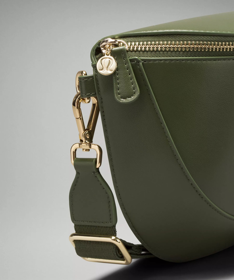 Cactus Material Saddle Crossbody Bag 2L 5