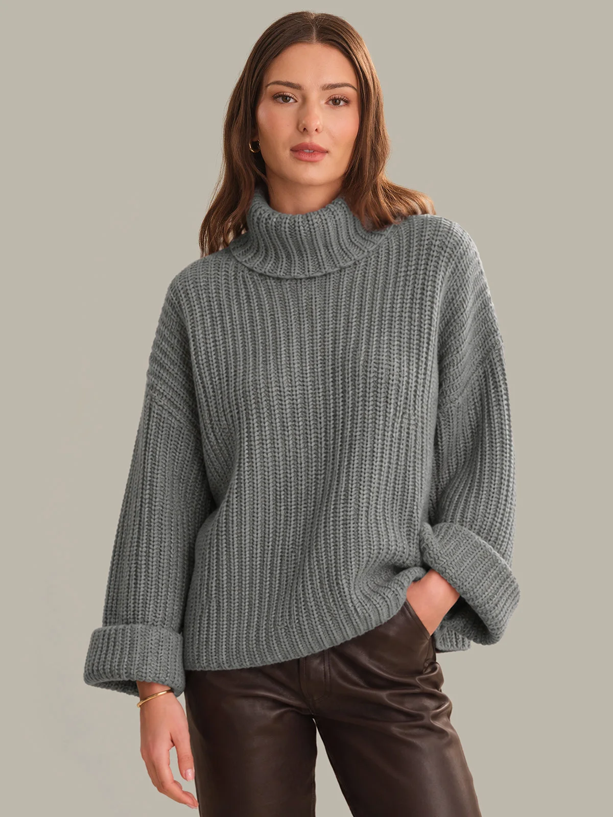 Vida: Turtleneck Shaker Pullover - 1