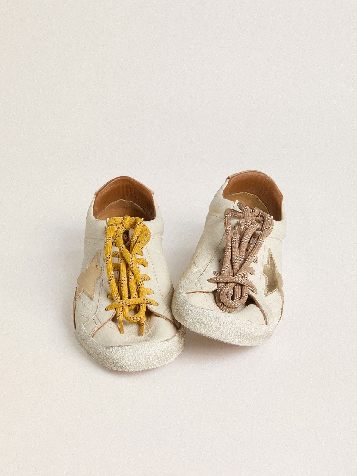 Women's True-Star in white nappa leather with gold star and beige suede heel tab - 4