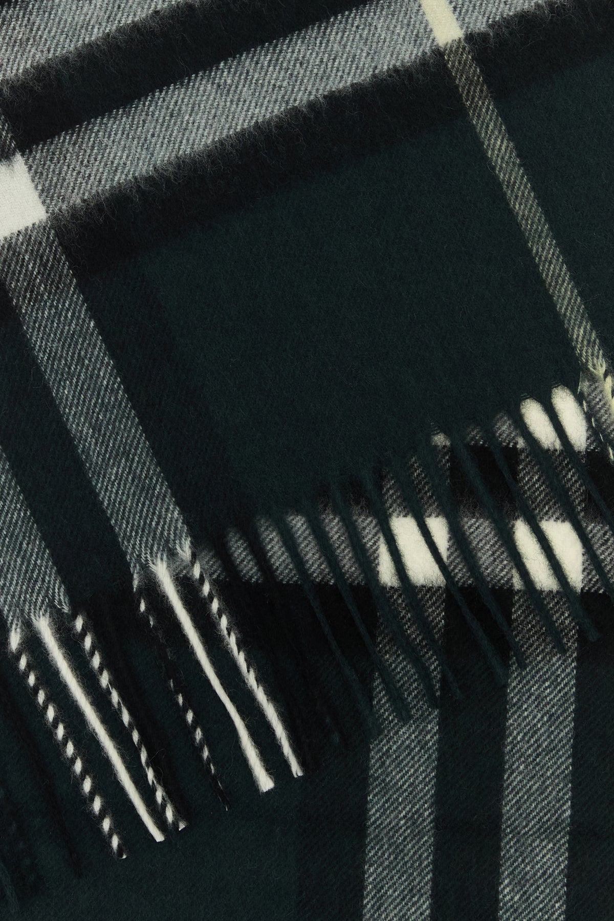 Embroidered cashmere scarf - 2