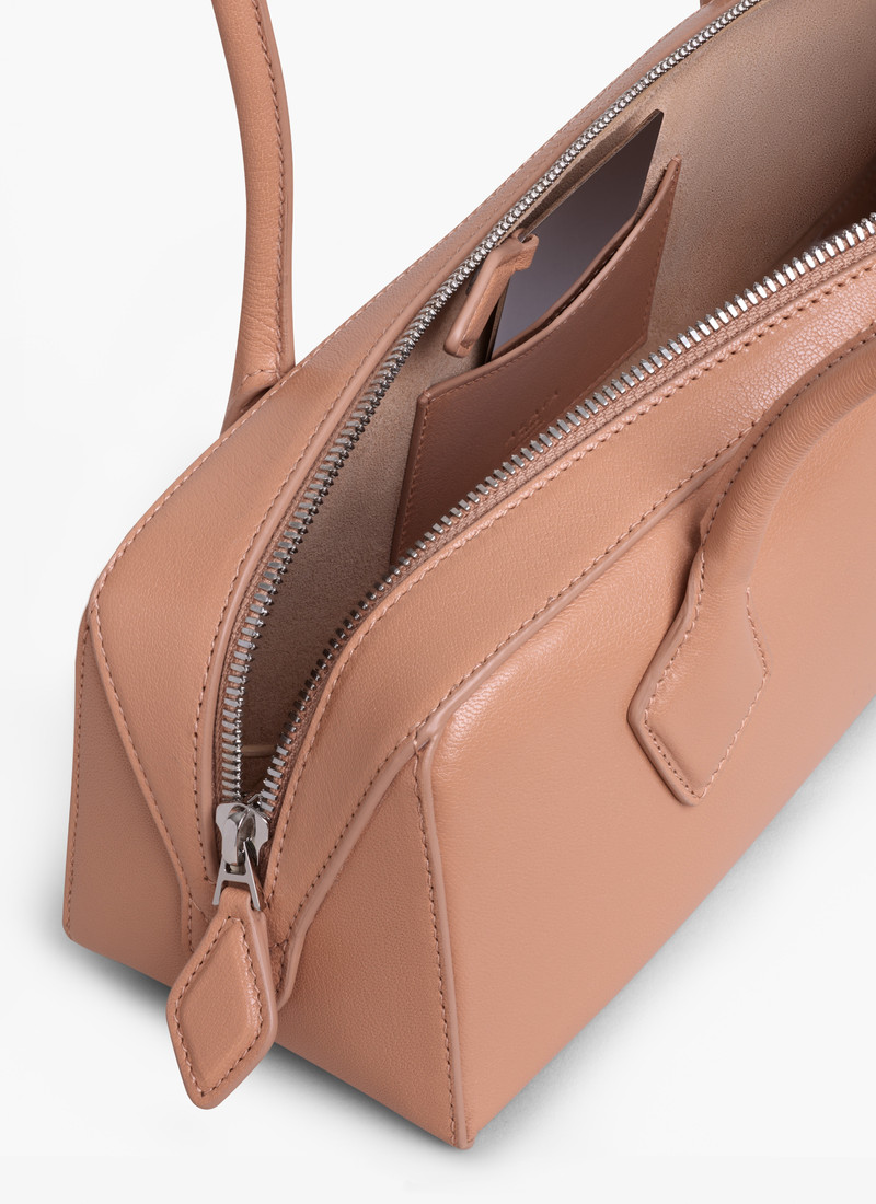 LE TECKEL MEDIUM BAG IN GOATSKIN 4