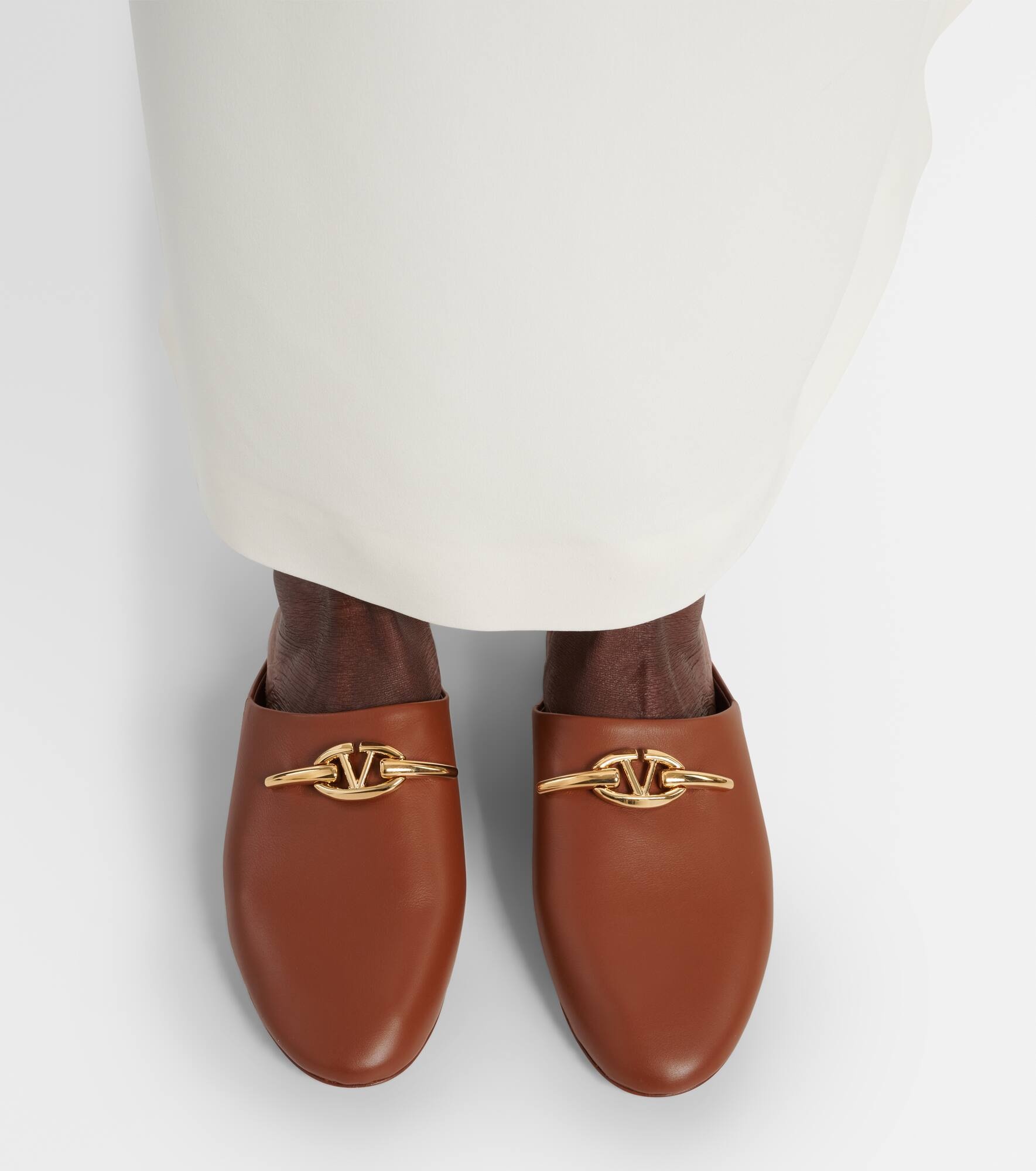 VLogo Signature leather mules - 7