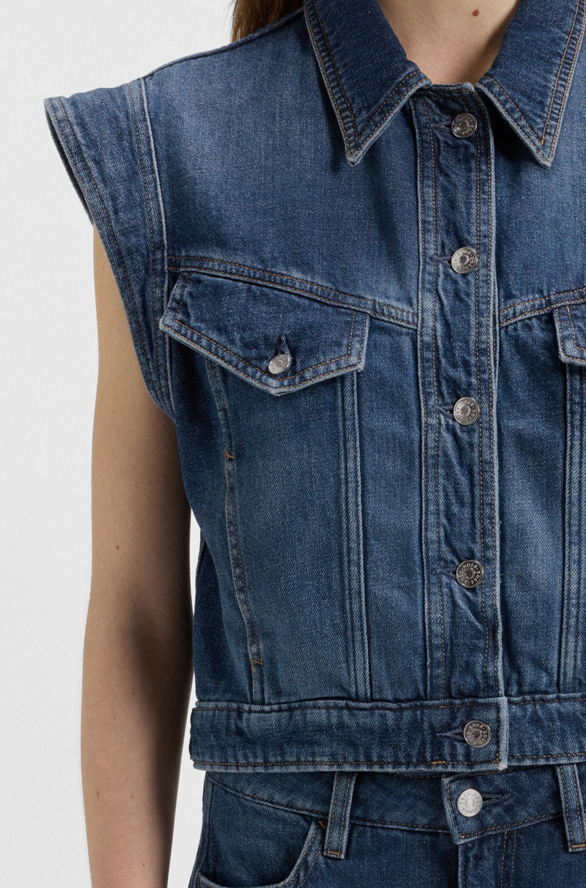 BOXY SLEEVELESS JACKET IN INDIGO DENIM - 6