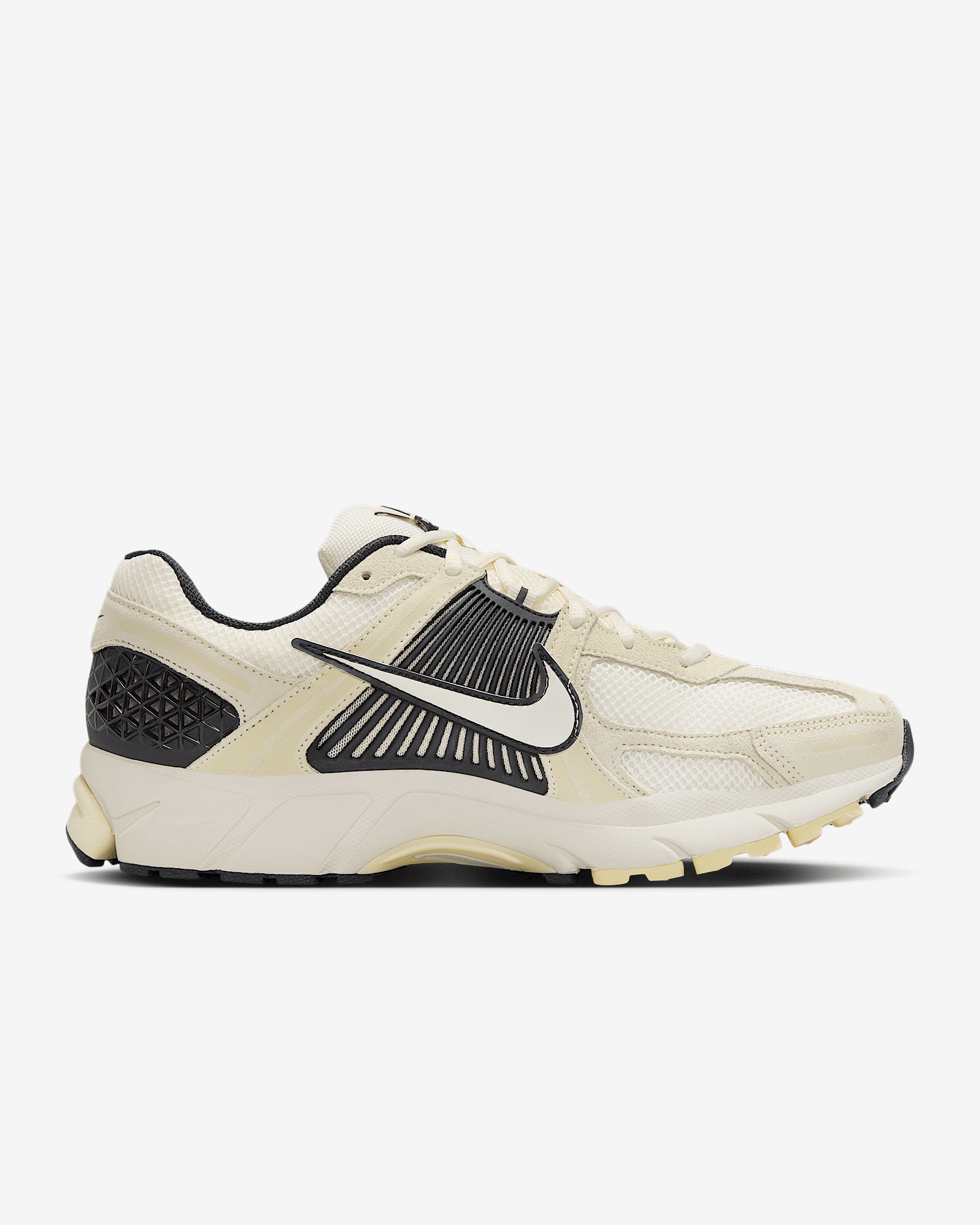 Nike Zoom Vomero 5 Men's Shoes - 3