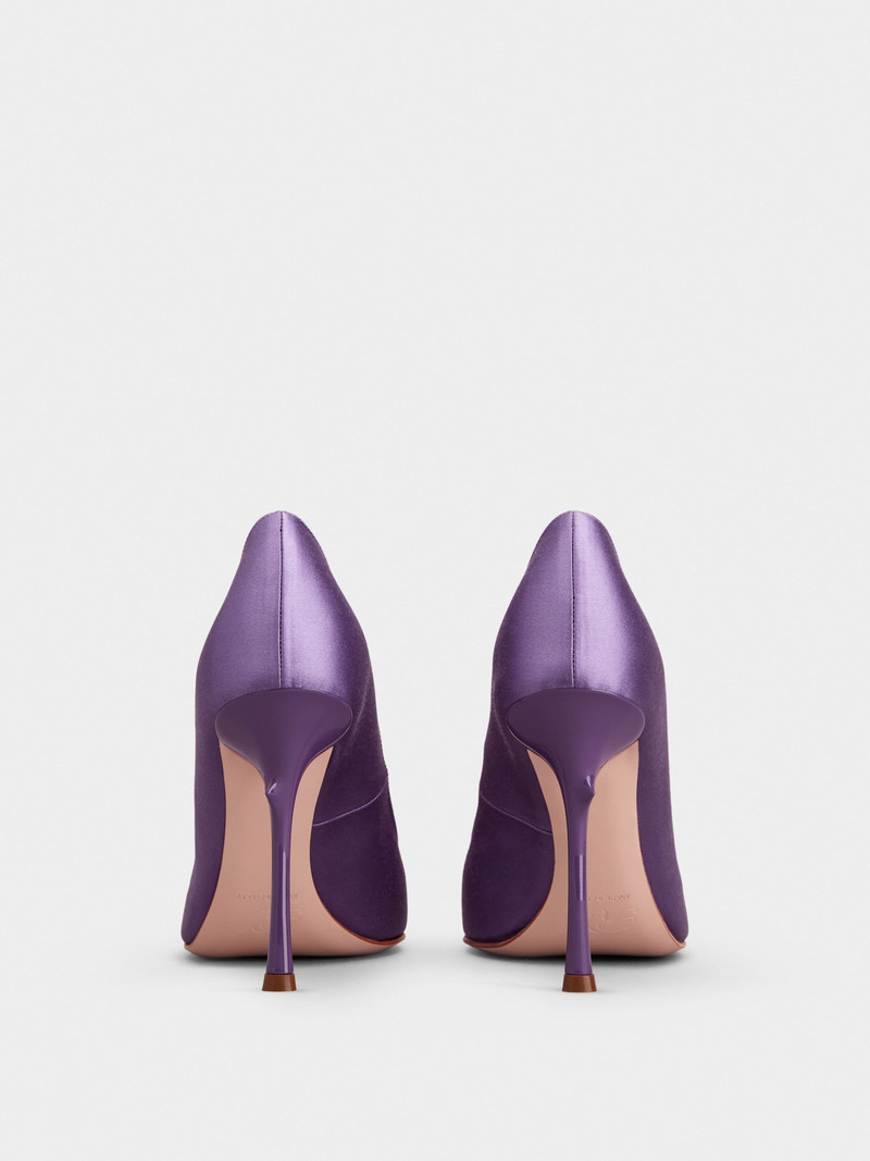 Roger Vivier Rose Vivier Pumps in satin outlook