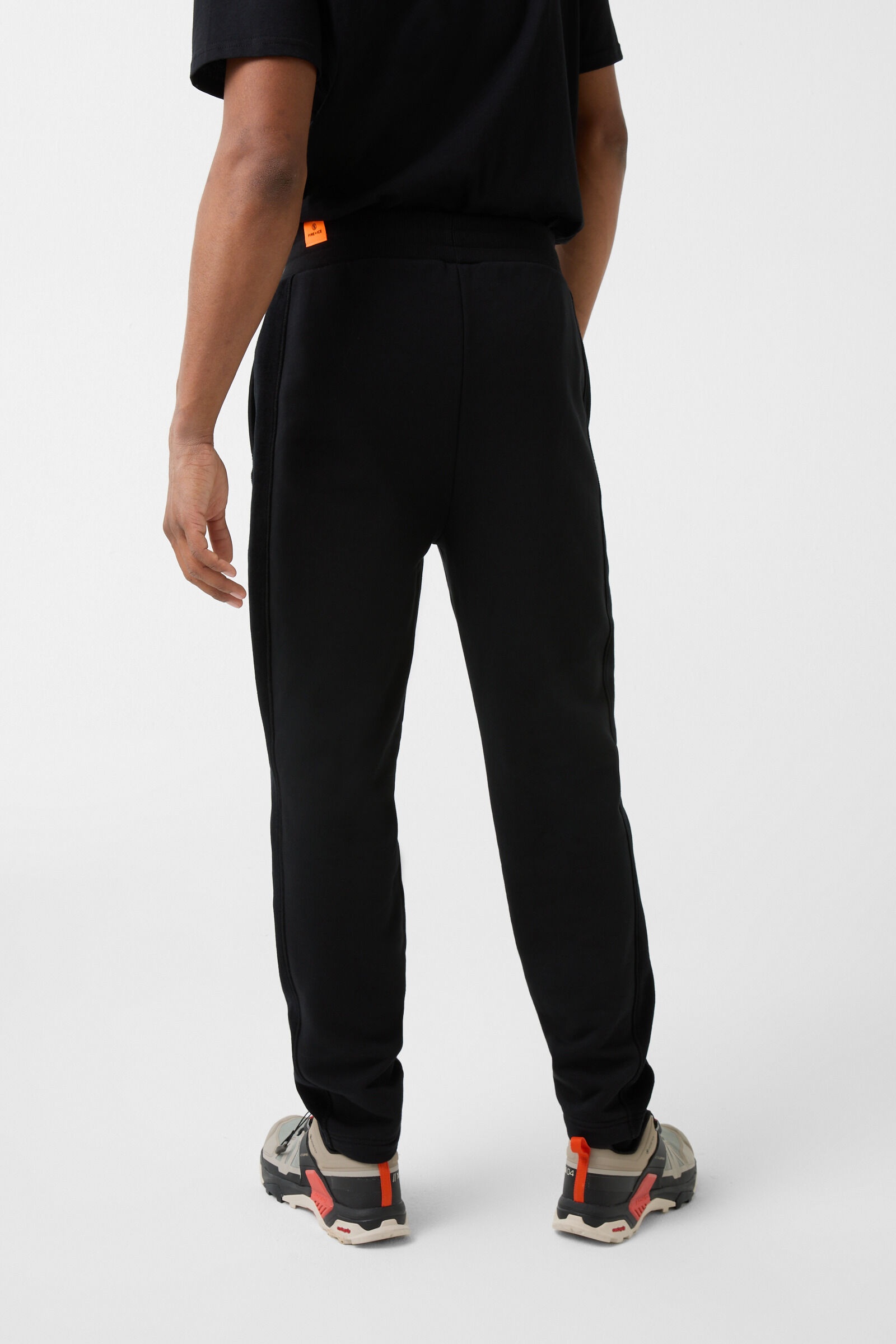 Pedro Tracksuit pants in Black - 3