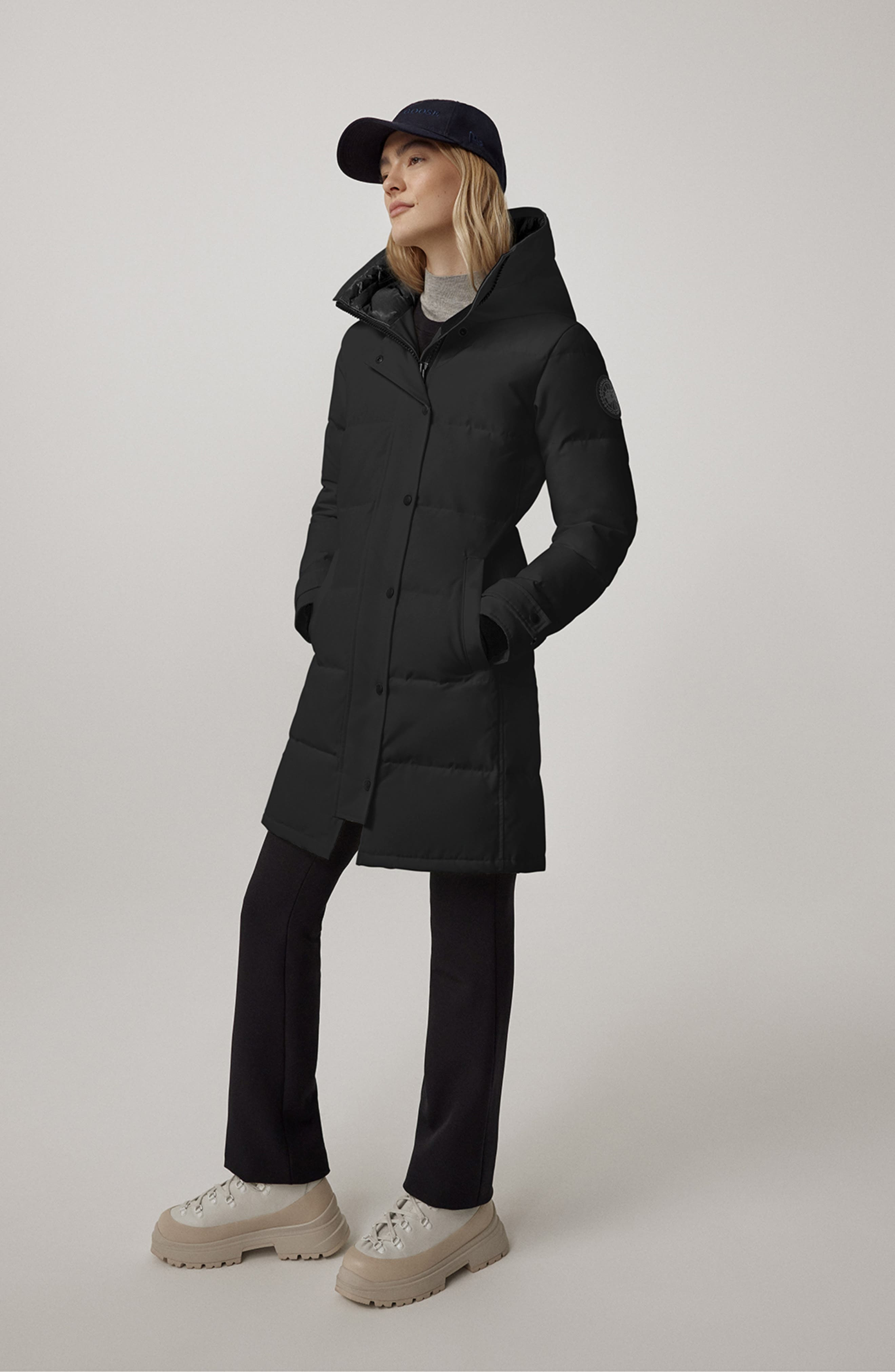 Canada Goose Shelburne Water Resistant 625 Fill Power Down Parka in Black at Nordstrom - 7