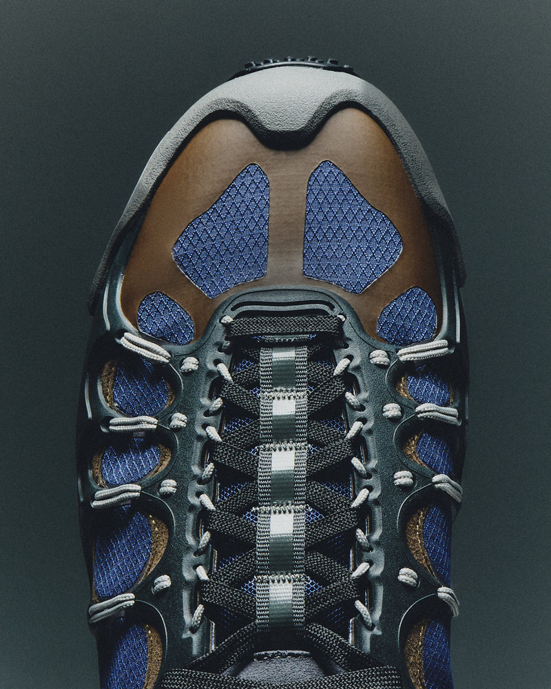 Brain Dead x Oakley Factory Team Ibex - Eclipse 6