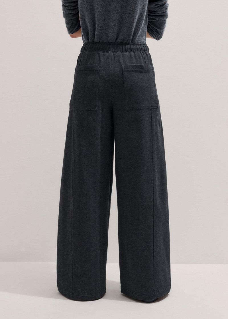Barrel-Leg Pant 5