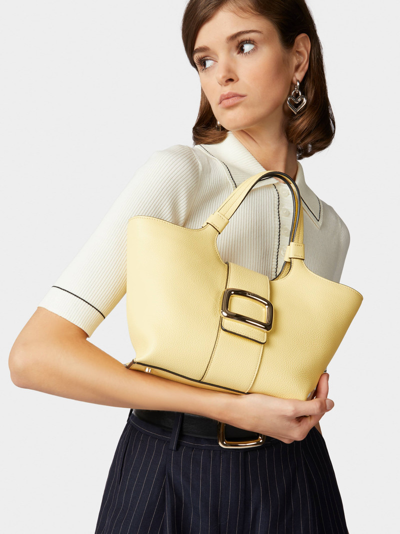 Roger Vivier Viv' Choc Mini Shopping Bag in Leather outlook